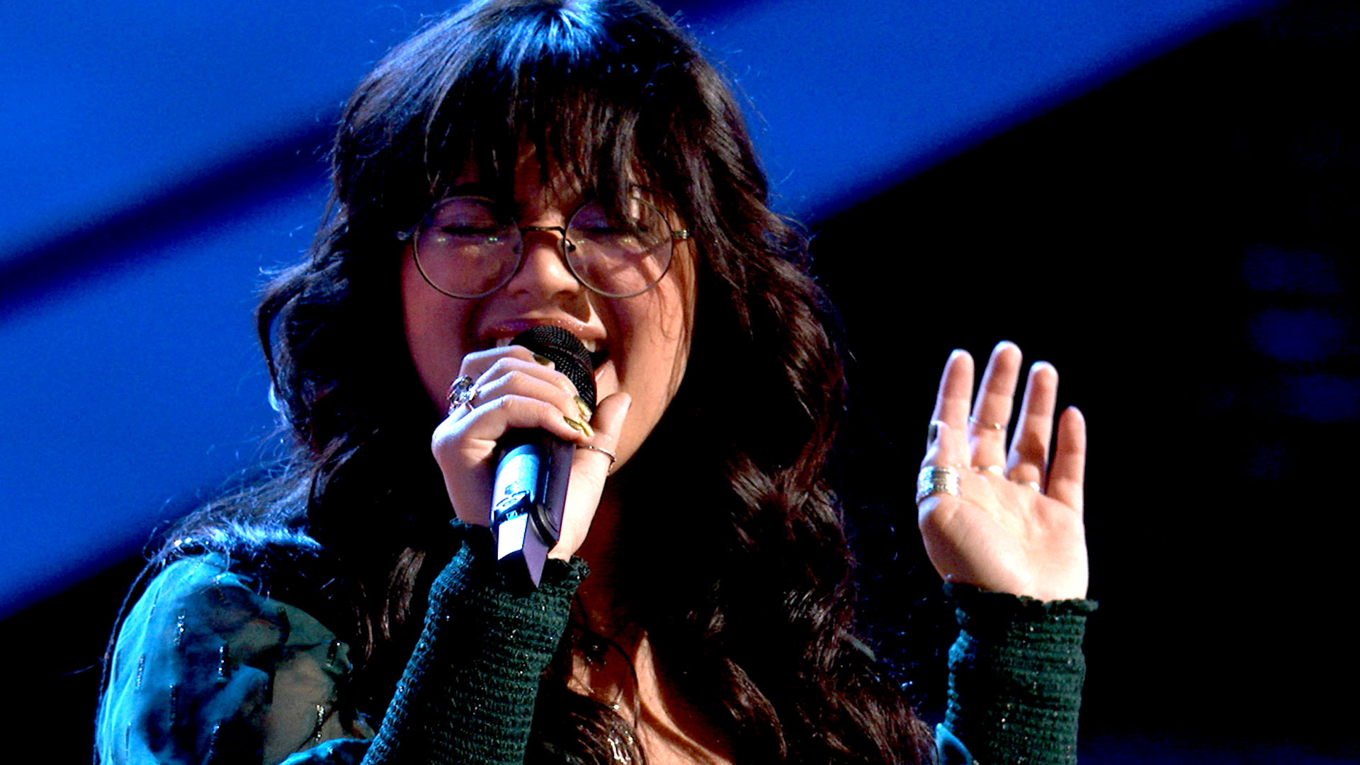 The Voice': Jacquie Roar Nails Sia Song in Her Own Country Way