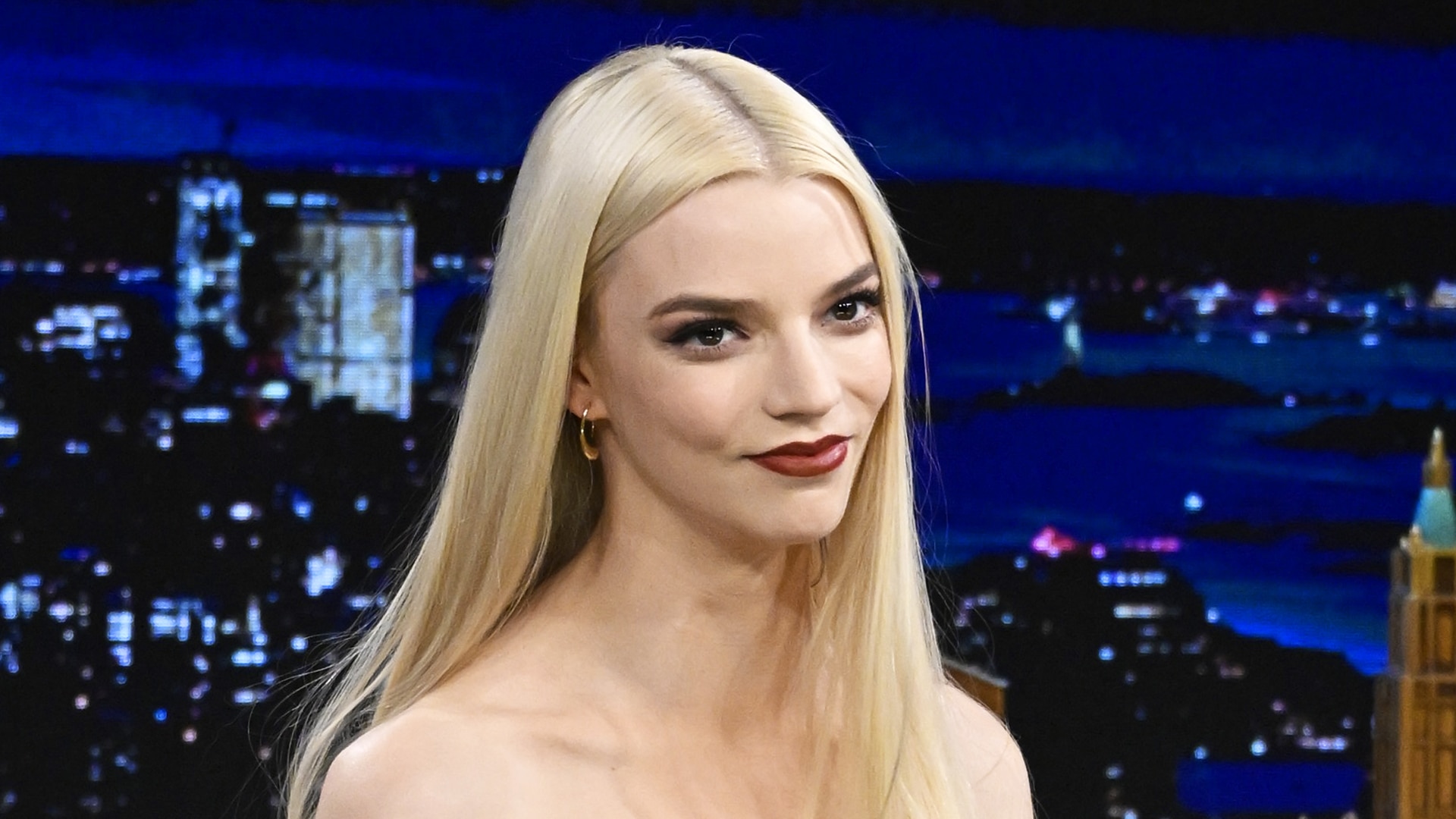 Anya Taylor-Joy talks Met ball mishap, 'The Menu' with Jimmy Fallon 