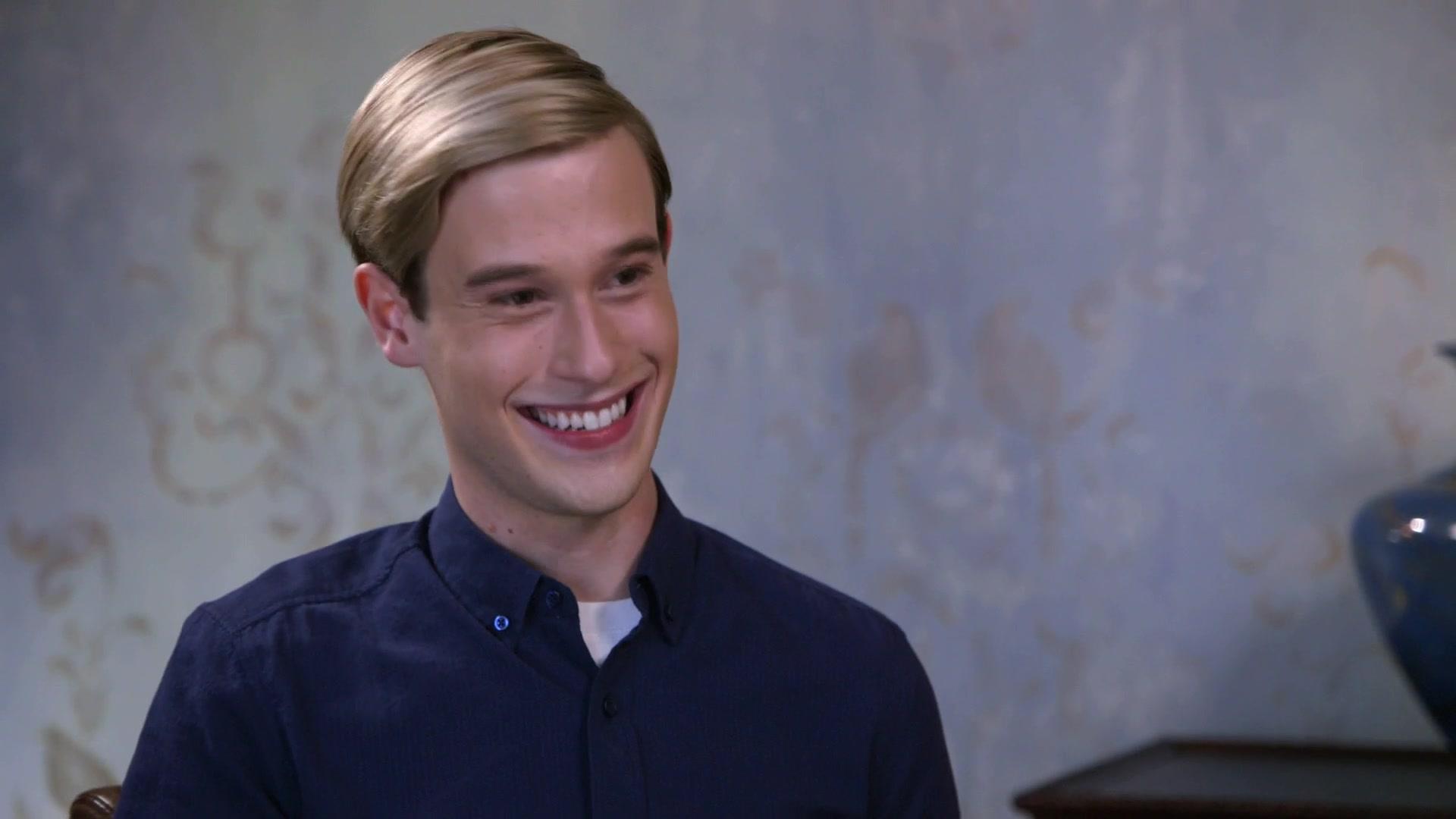 Watch Hollywood Medium With Tyler Henry Episode: Nico Tortorella, Ice-T and Coco  Austin, Alan Thicke - NBC.com