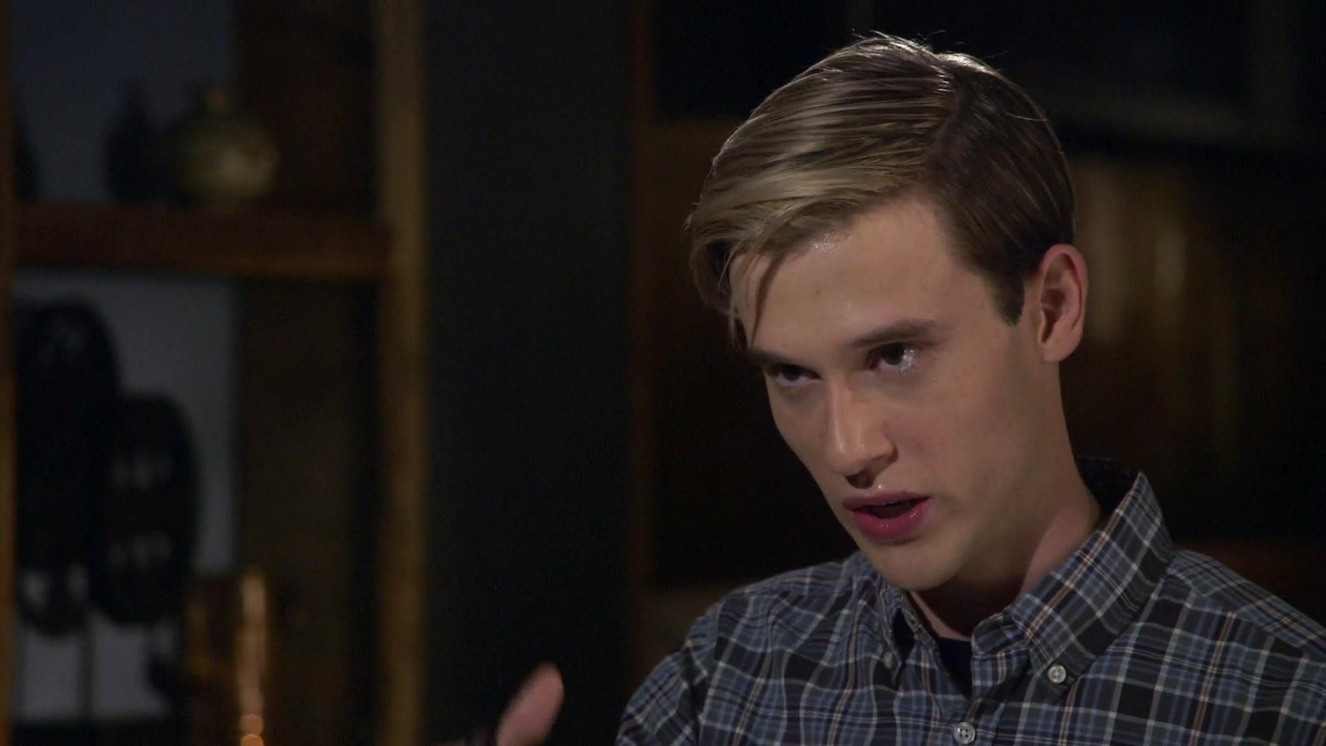 Watch Hollywood Medium With Tyler Henry Episode: Nico Tortorella, Ice-T and Coco  Austin, Alan Thicke - NBC.com