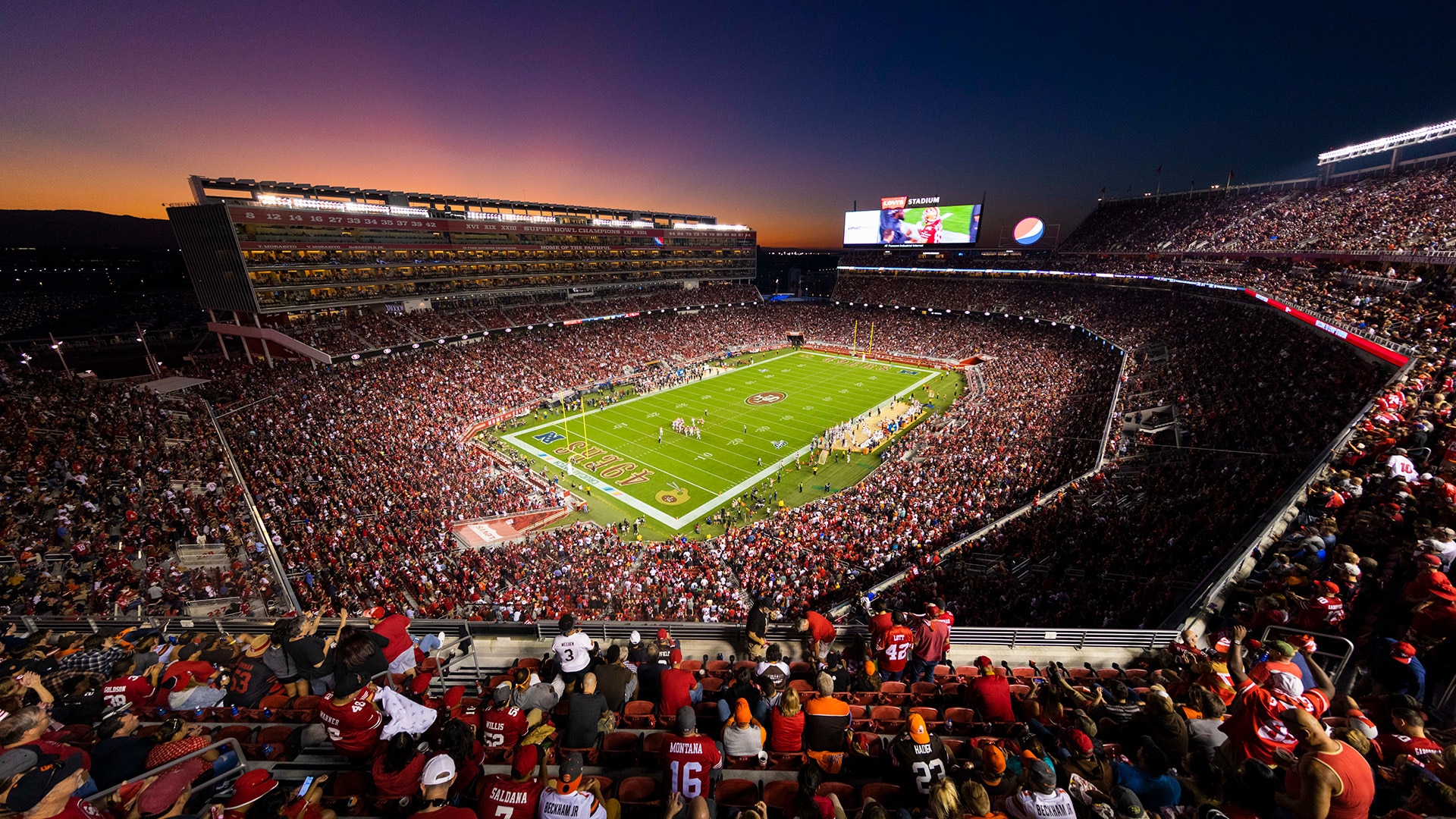 Cardinals distract fans with new uniforms