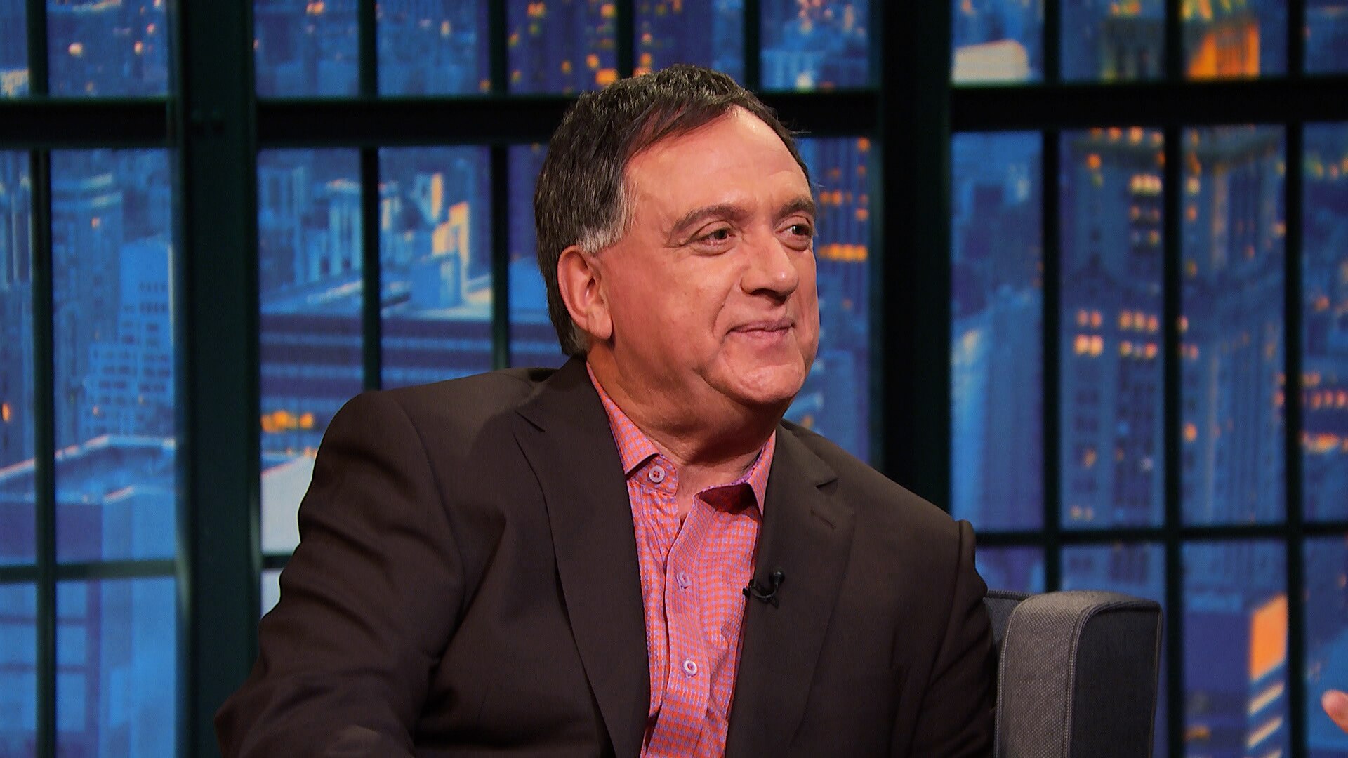 Watch Late Night with Seth Meyers Interview Robert Earl Describes the