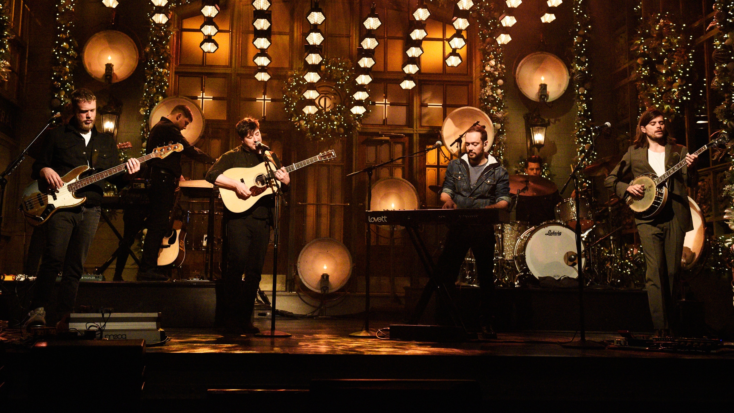 Watch Saturday Night Live Highlight Mumford & Sons Guiding Light