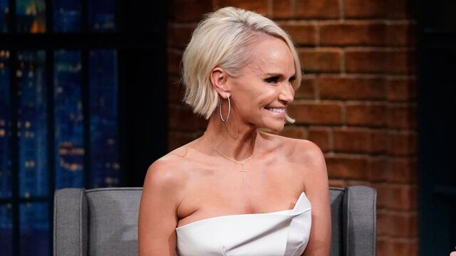 Watch Late Night with Seth Meyers Interview Kristin
