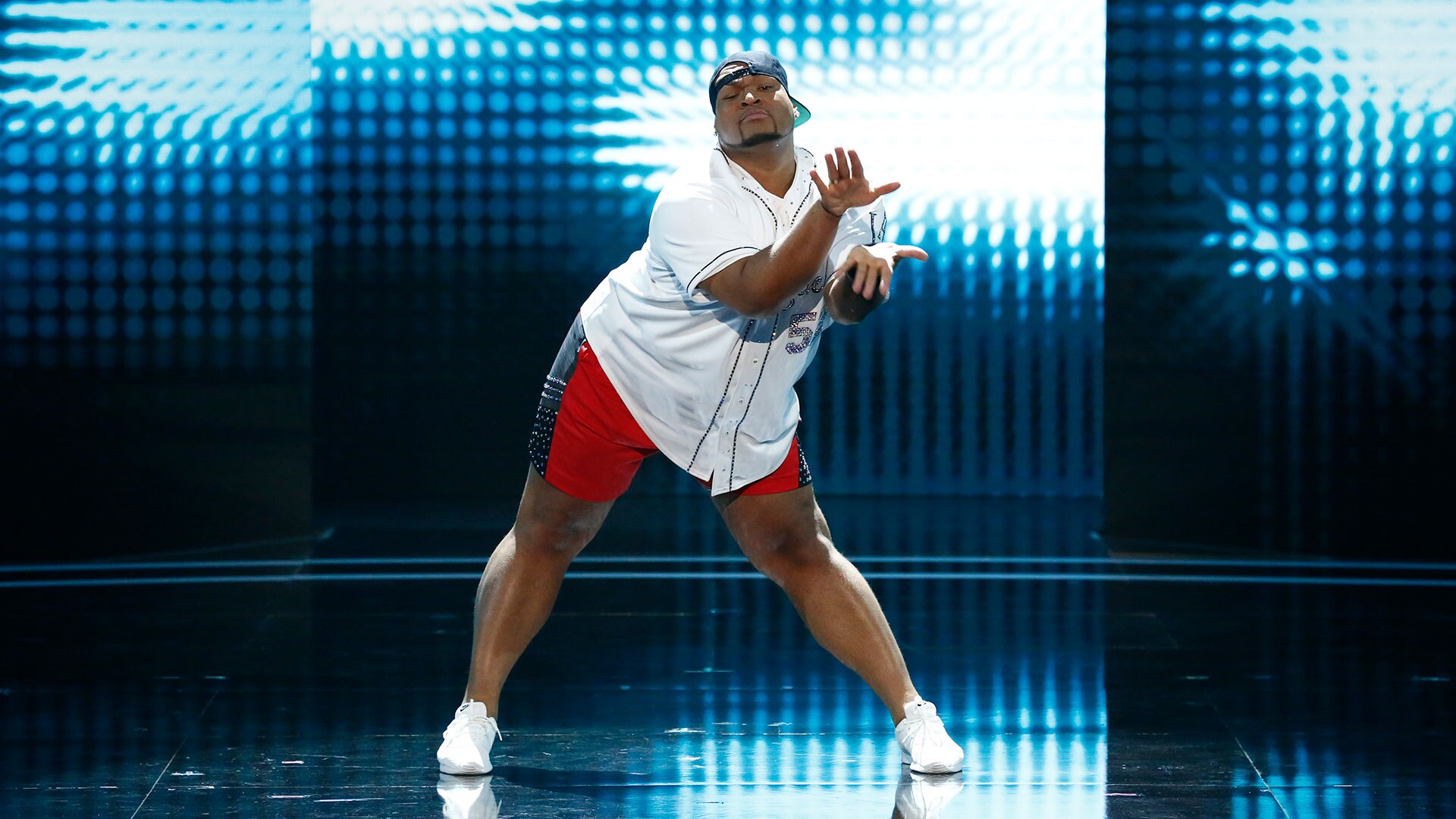 watch america 39 s got talent highlight oscar hernandez nbc agt design a cup