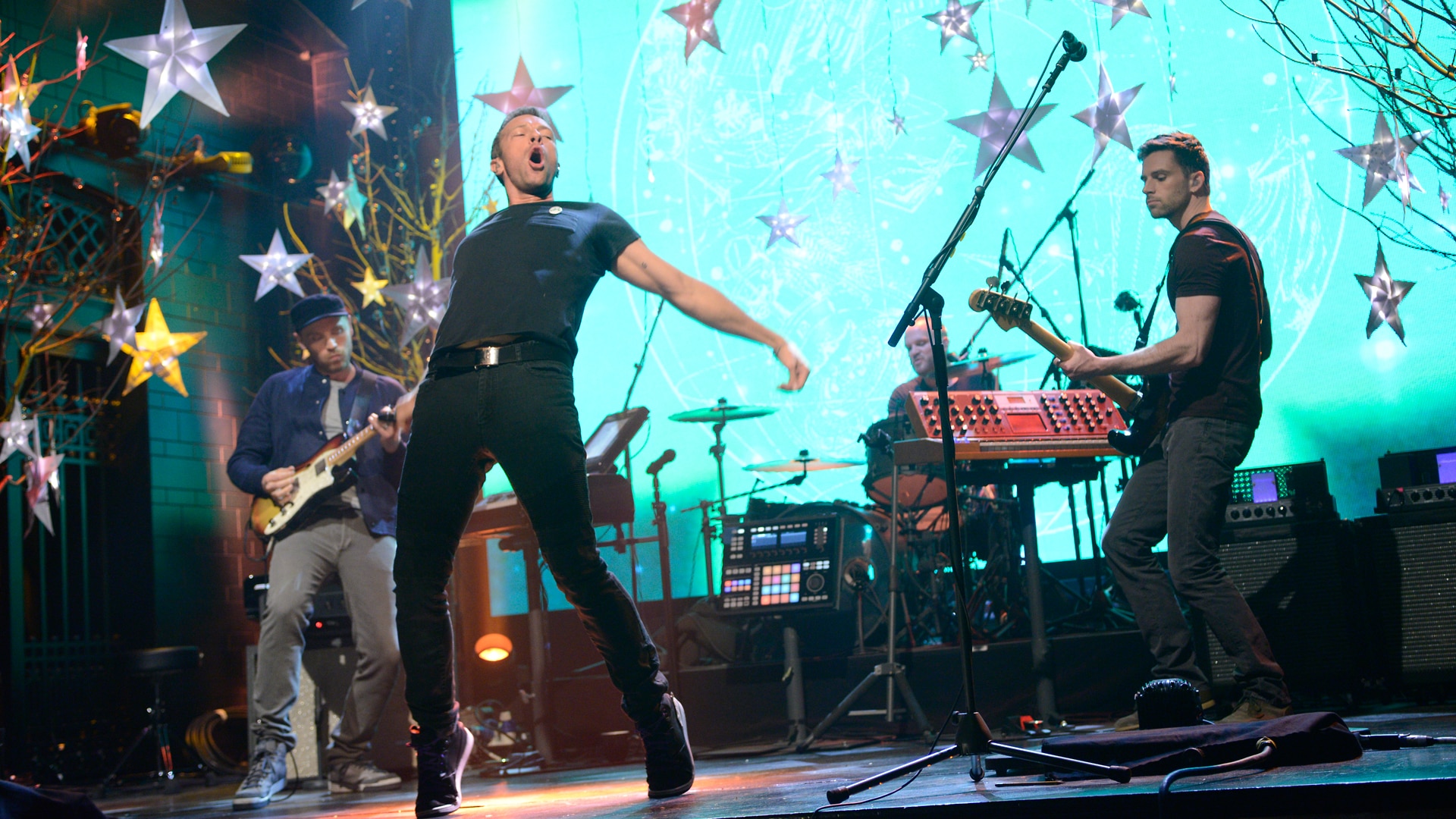 Watch Saturday Night Live Highlight Coldplay A Sky Full of Stars