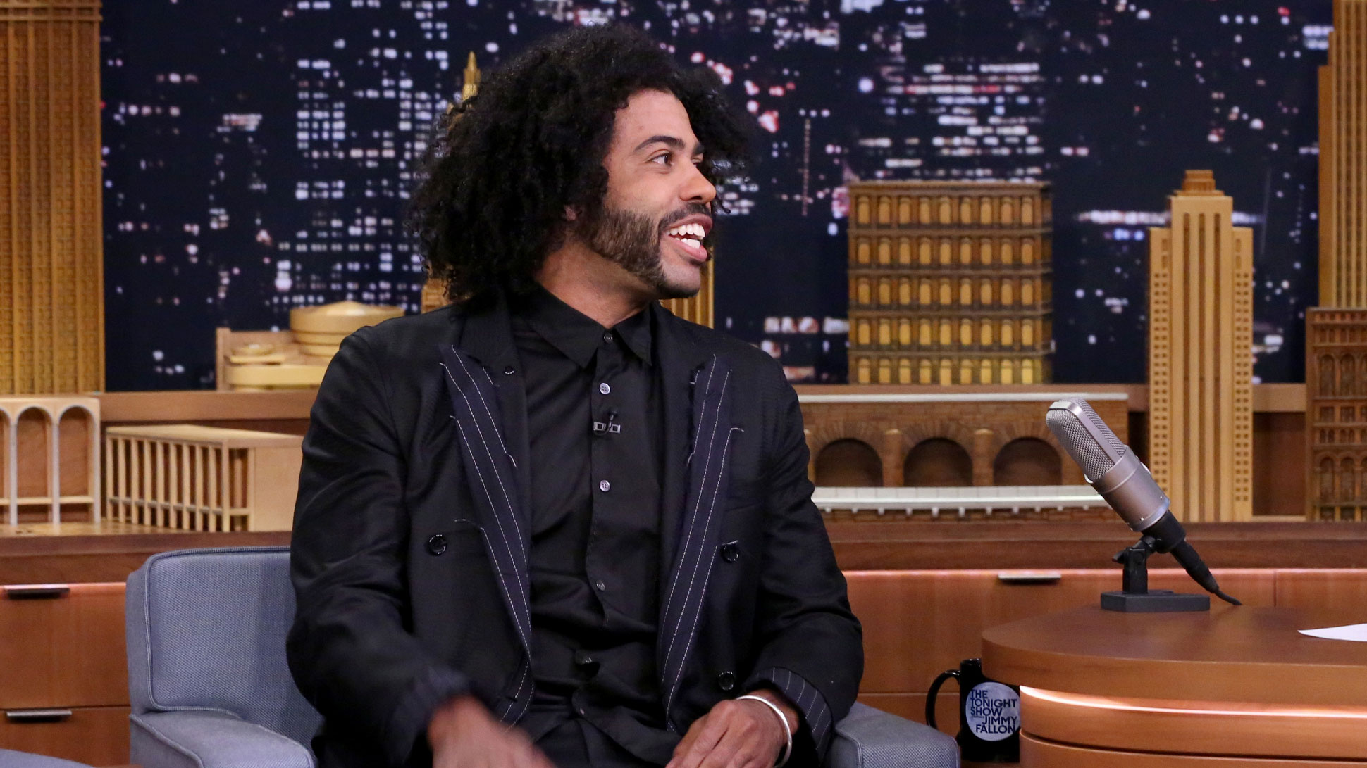 Daveed diggs sales on jimmy fallon