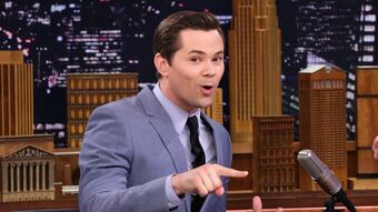 Andrew Rannells Sang a Smash Tune on Girls to Spite NBC