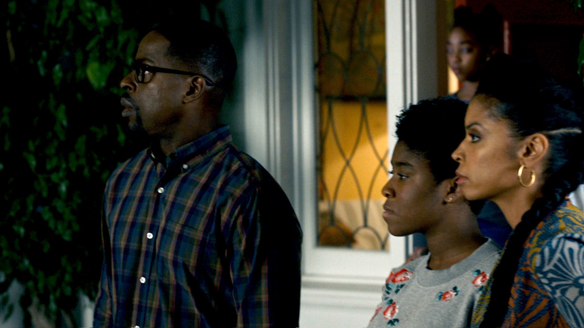 Watch This Is Us Sneak Peek: Coming Up - A Visit from Deja's Mom - NBC.com - Who Plays The Mother On This Is Us