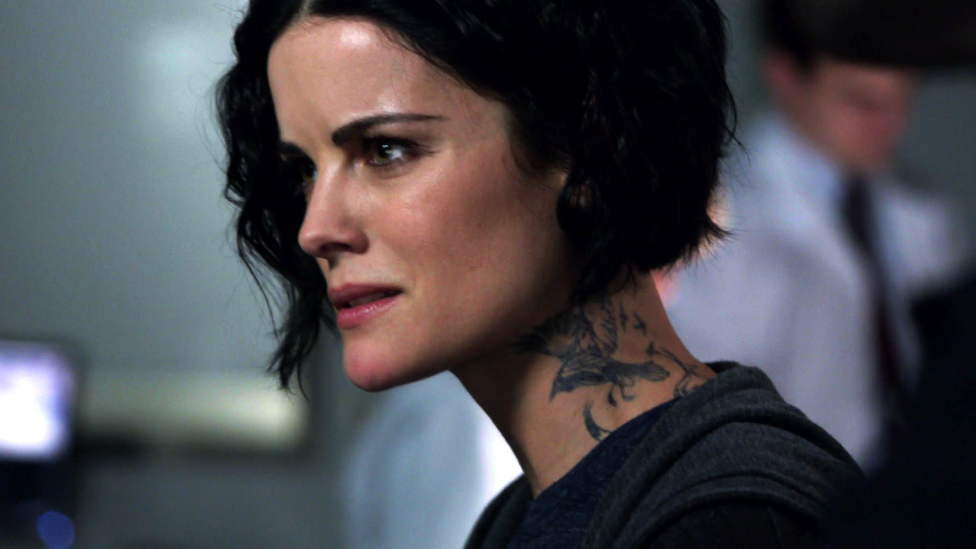 Watch Blindspot Current Preview: Next Up - Chemical Weapons Ambush ...