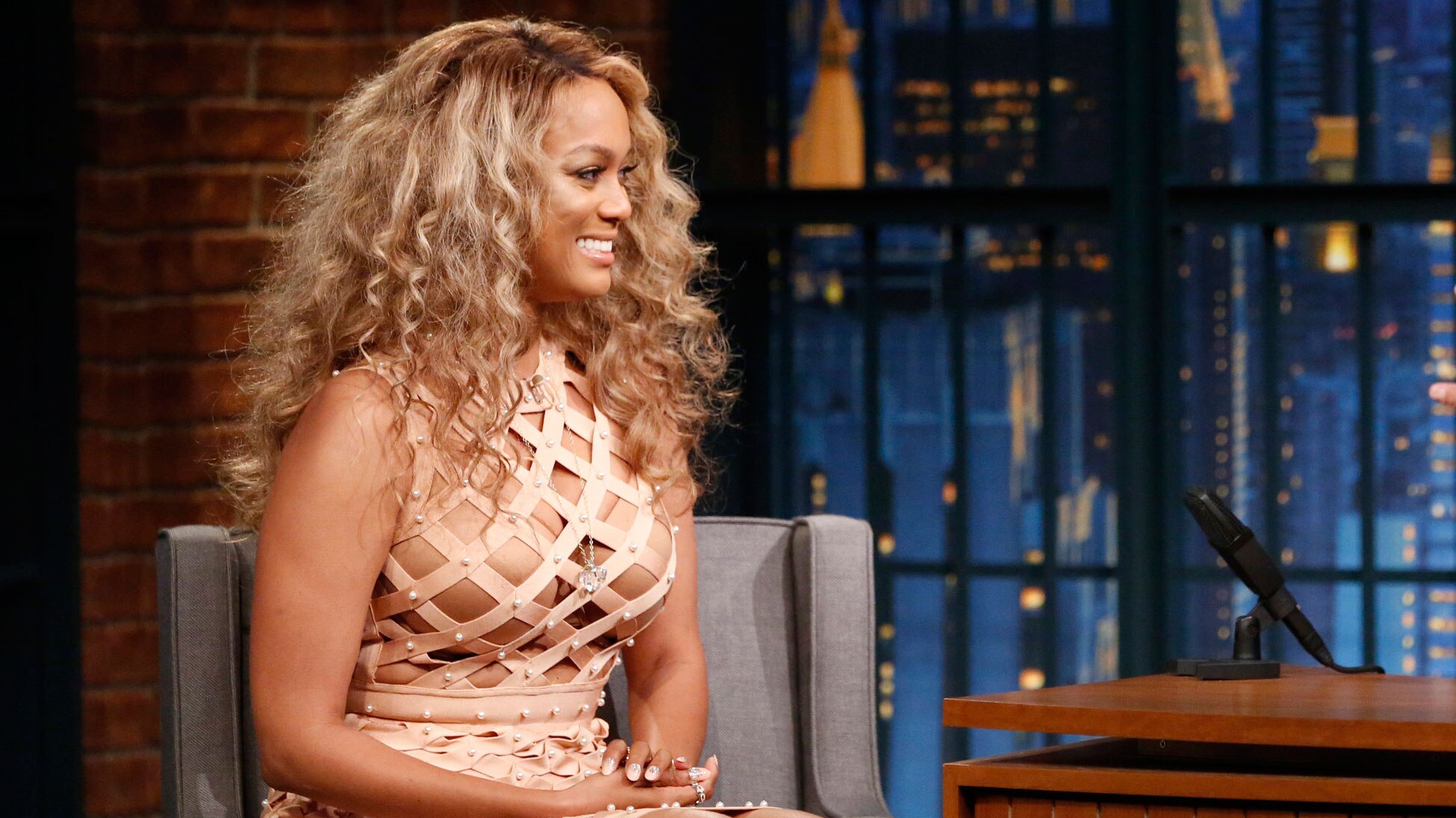 Watch Late Night with Seth Meyers Interview: Tyra Banks Uses Her