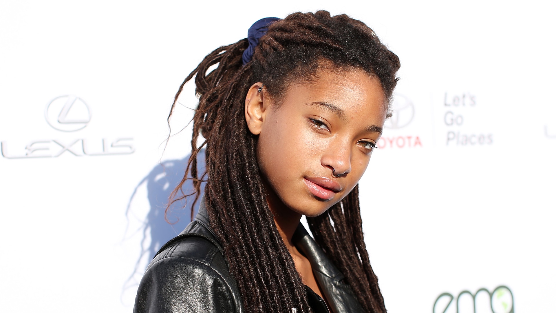 Watch Access Hollywood Interview: Why Willow Smith Is Open To A Polyamorous ...