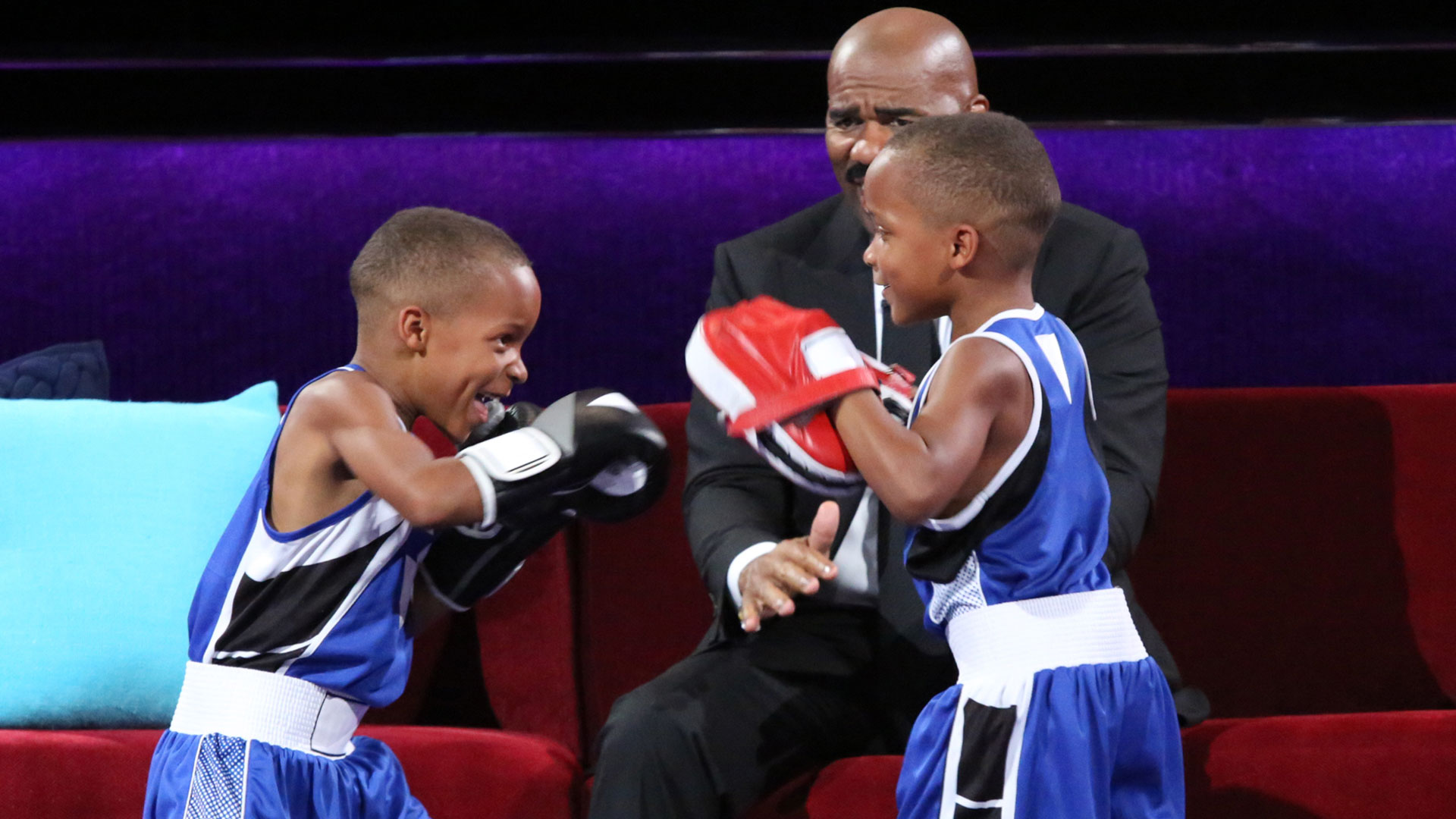 Watch Little Big Shots Highlight Baby Boxing Twins