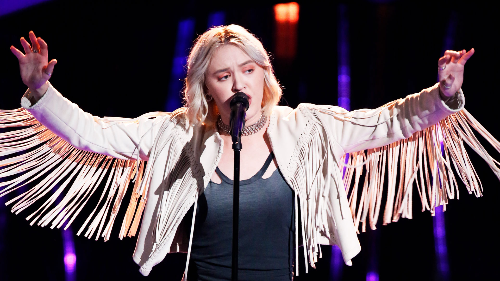 Watch The Voice Highlight Chloe Kohanski Blind Audition The Chain