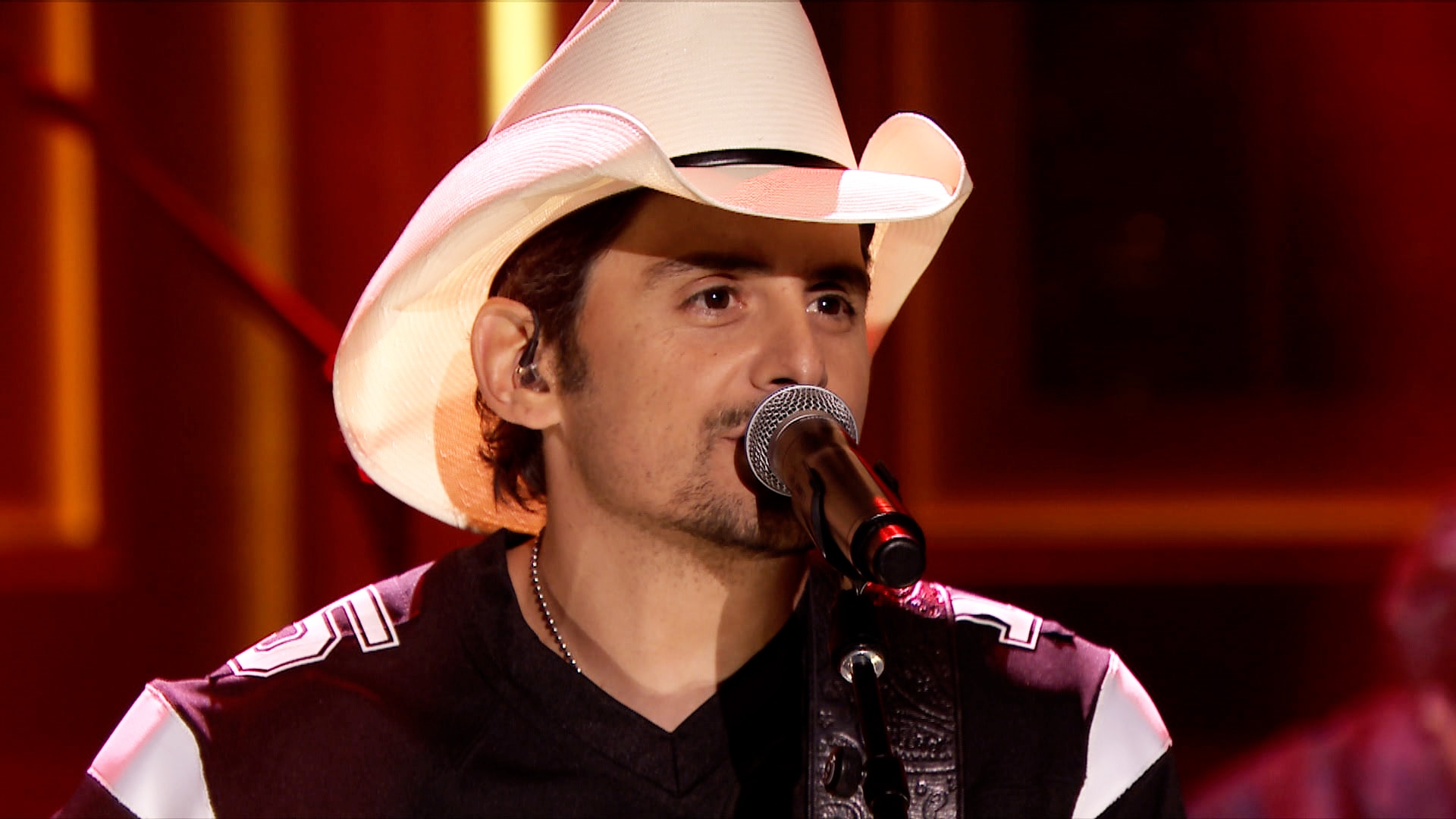 Watch The Tonight Show Starring Jimmy Fallon Highlight Brad Paisley