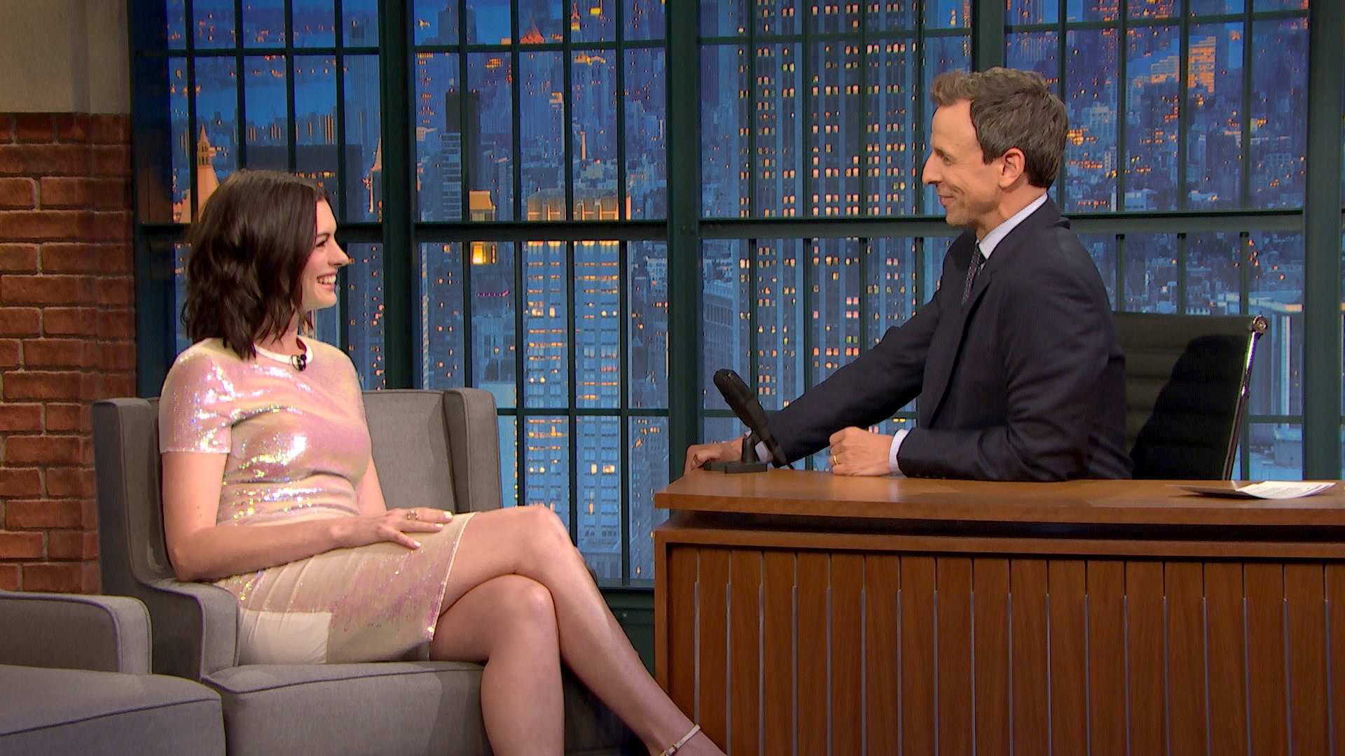 Watch Late Night with Seth Meyers Episode: Anne Hathaway, Ben McKenzie