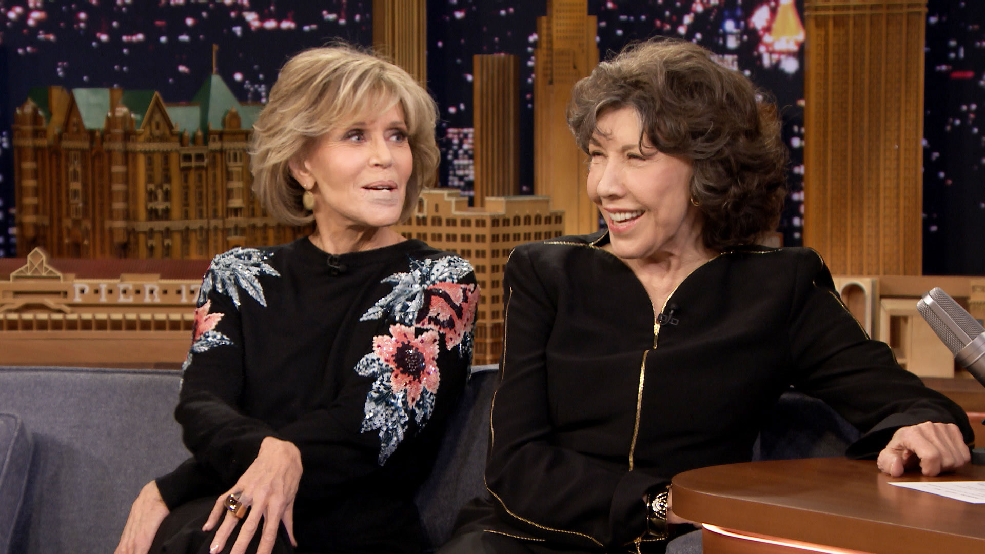 Watch The Tonight Show Starring Jimmy Fallon Interview: Jane Fonda & Li...