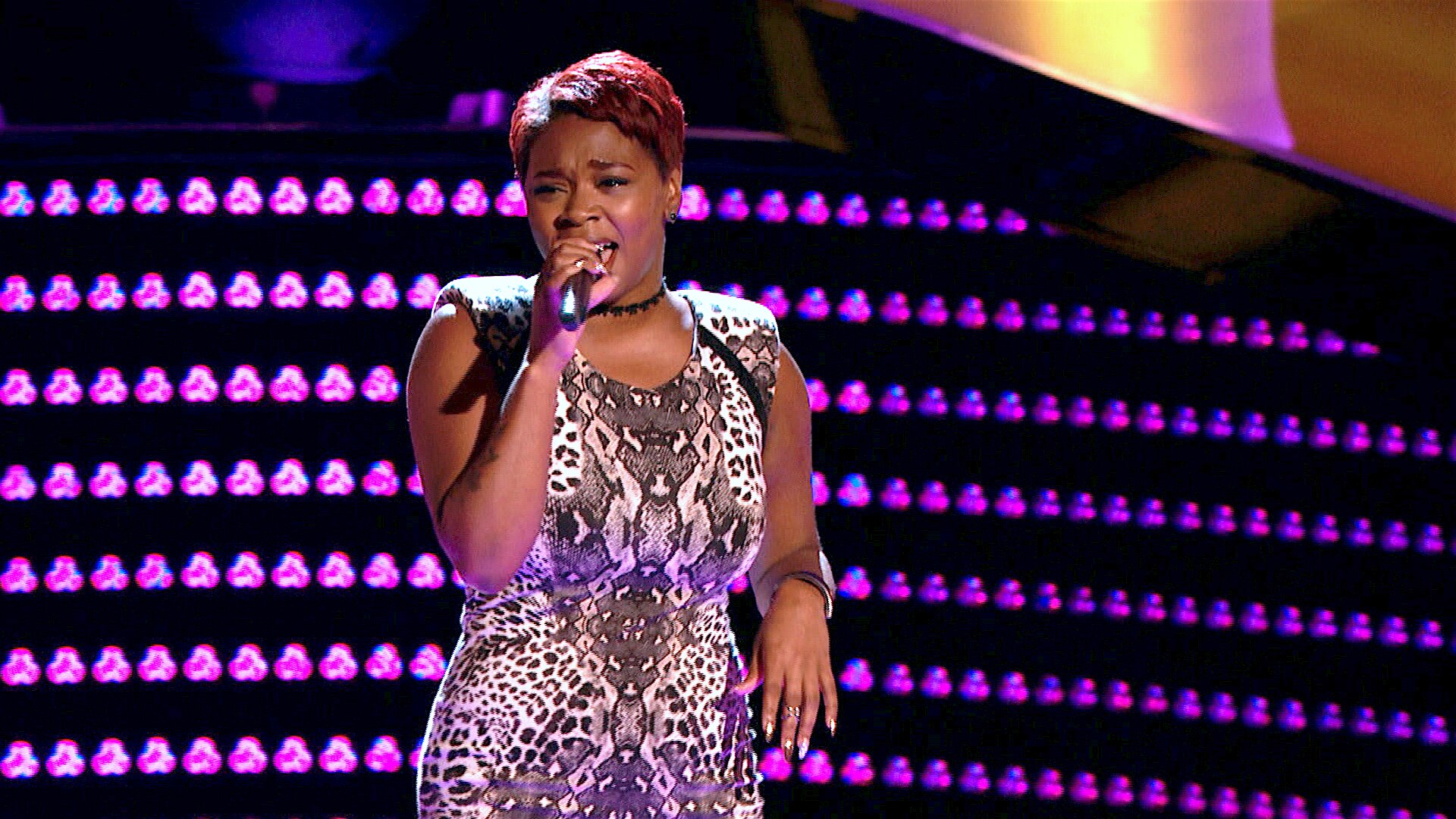 Watch The Voice Sneak Peek Ali Caldwell's Blind Audition "Dangerous