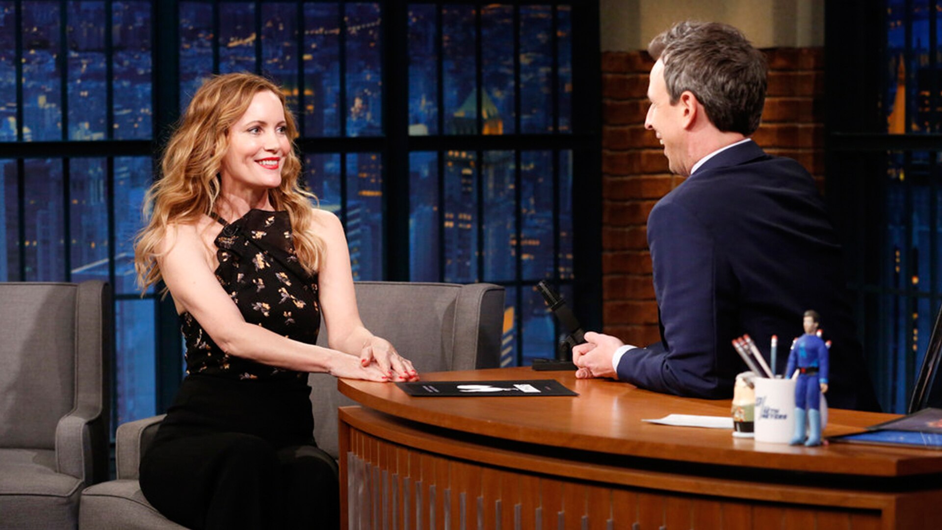 Watch Late Night with Seth Meyers Episode: Leslie Mann, Jared Harris