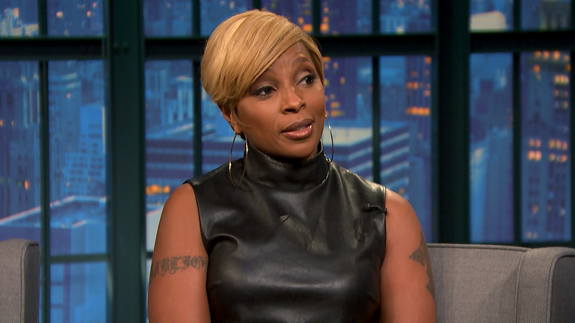 Watch Late Night with Seth Meyers Episode: Mary J. Blige, Stephen Amell