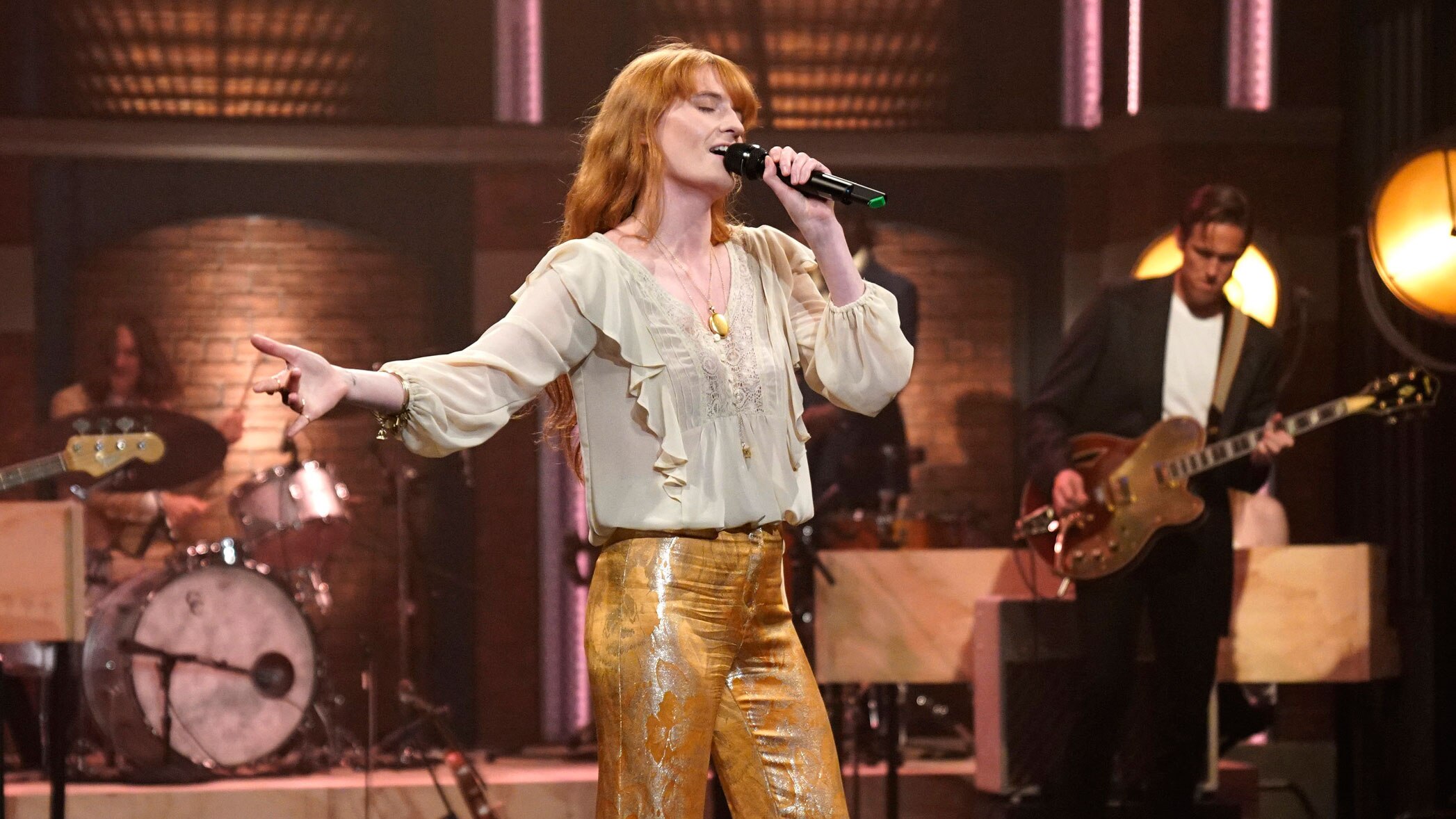 Watch Late Night with Seth Meyers Highlight Florence + the Machine