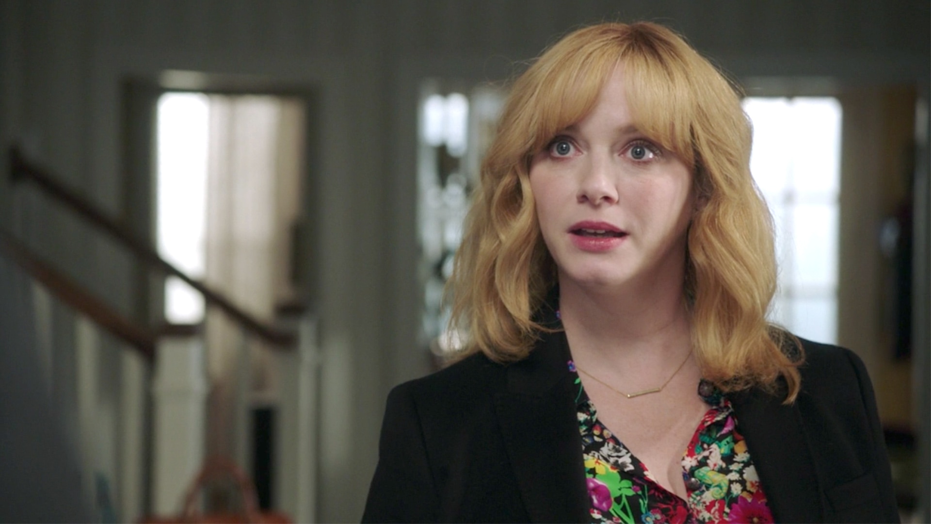 Watch Good Girls Sneak Peek Beth and Dean Switch Roles