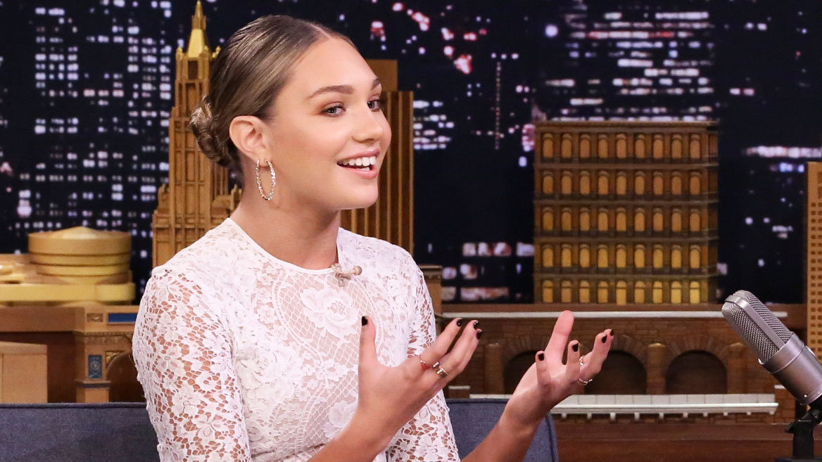 Watch The Tonight Show Starring Jimmy Fallon Interview: Sia Is