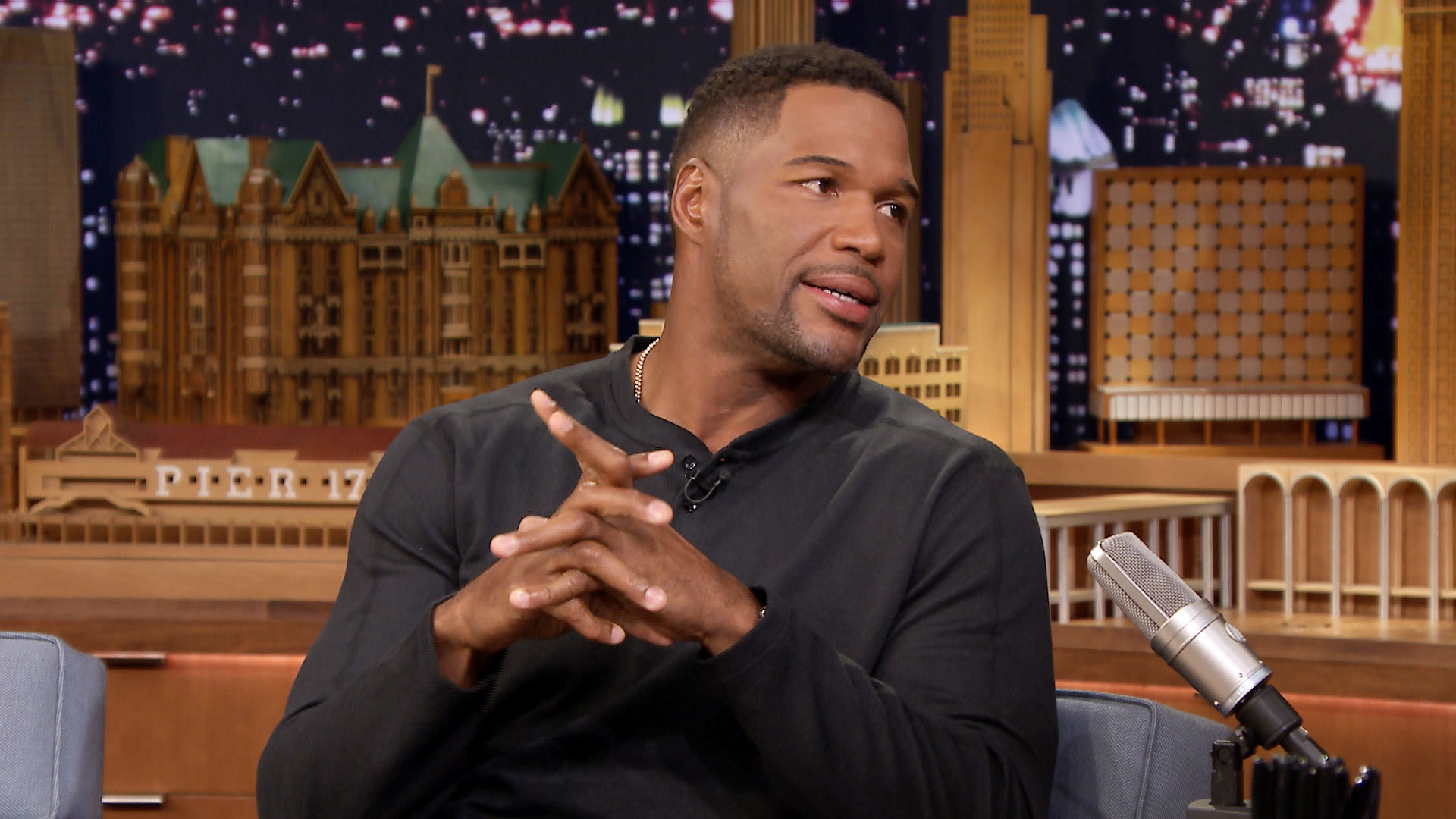 Watch The Tonight Show Starring Jimmy Fallon Interview Michael Strahan Is A Hunky Bunny 