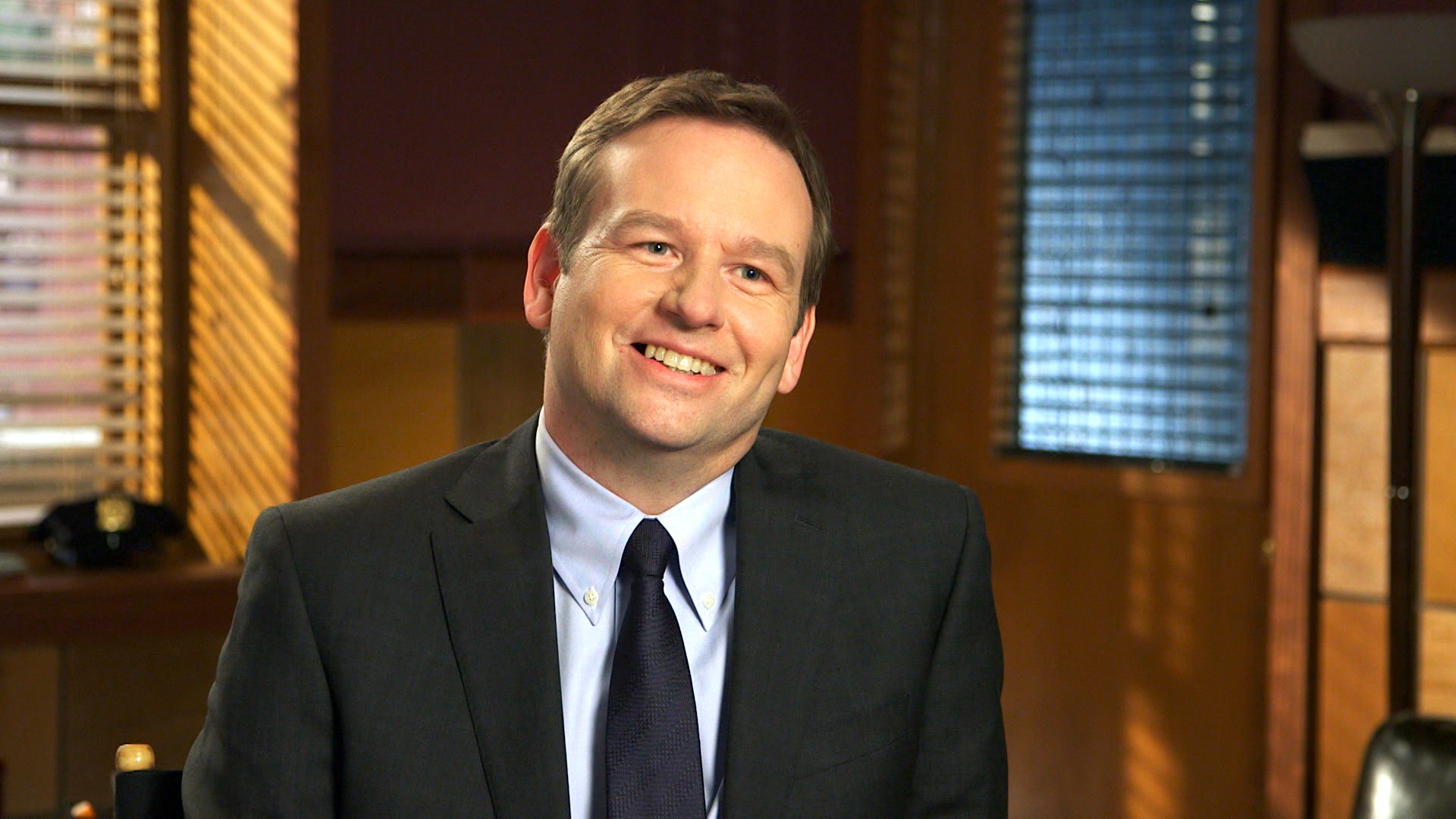Watch Law & Order Special Victims Unit Interview Dallas Roberts Talks