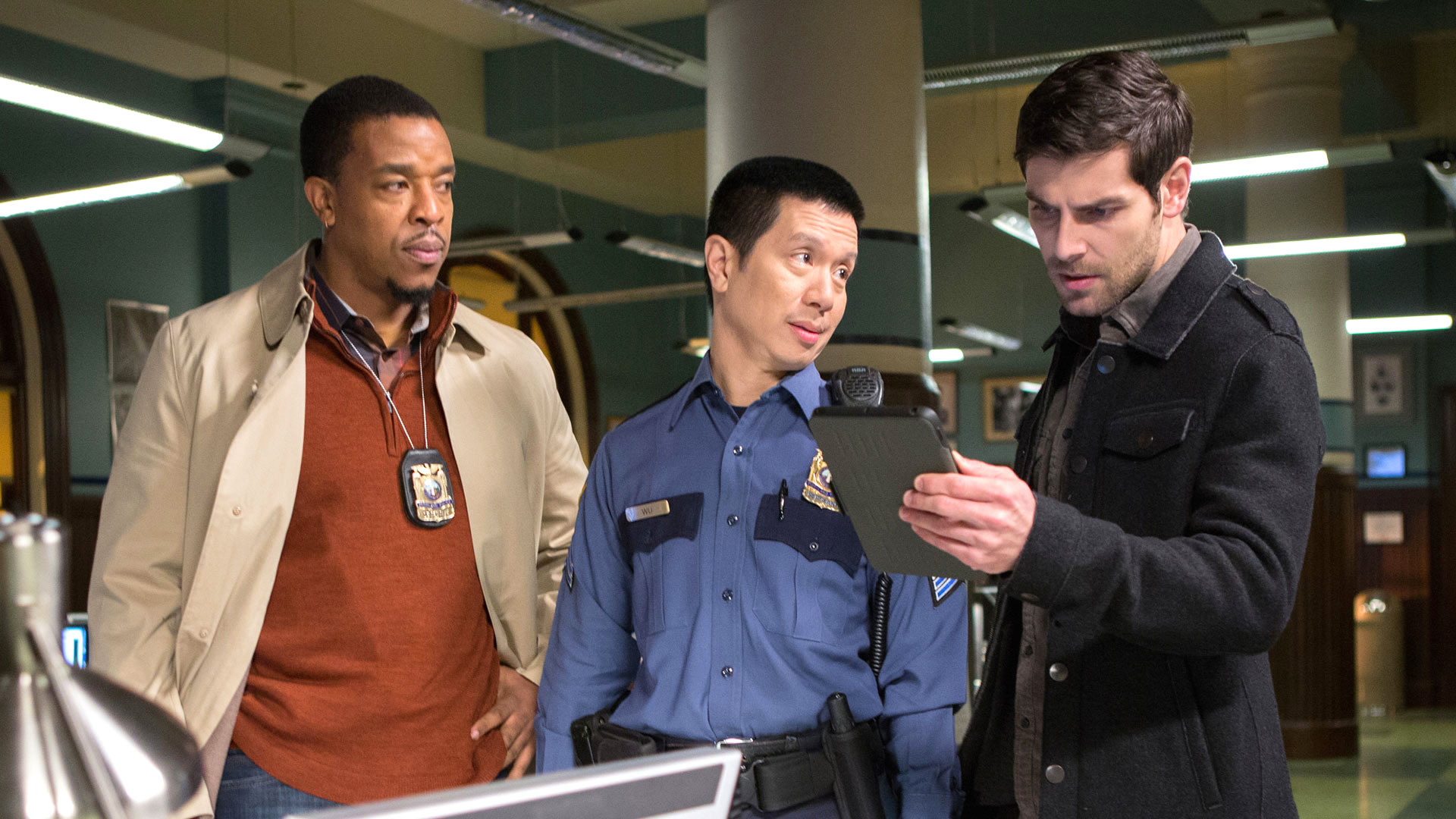 Watch Grimm Current Preview: Preview: The Hunter Becomes the Hunted