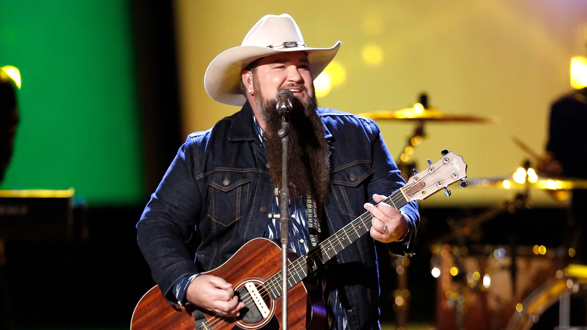 Watch The Voice Highlight: Sundance Head: 