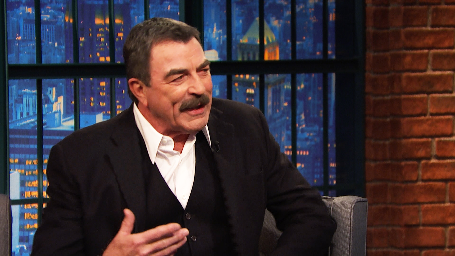 Watch Late Night with Seth Meyers Interview: Tom Selleck on Working ...