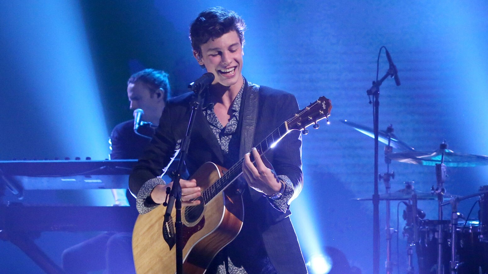 Shawn Mendes: There's Nothing Holdin' Me Back