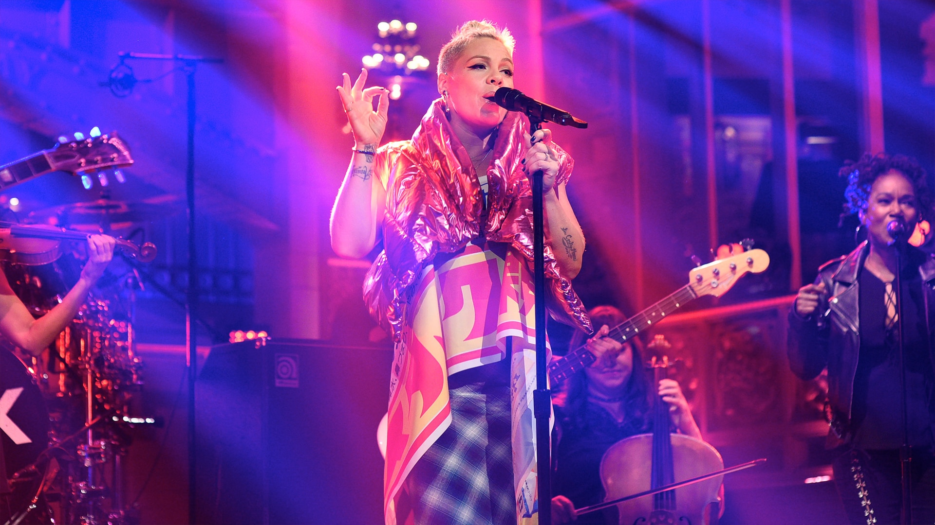 Watch Saturday Night Live Highlight P!nk Beautiful