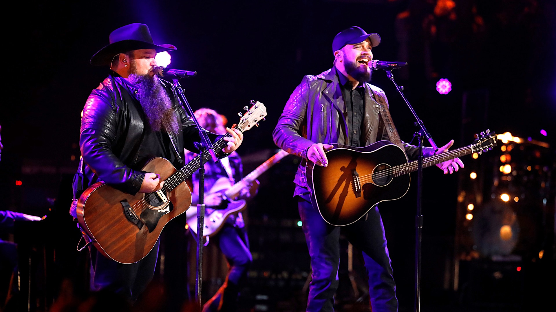 Watch The Voice Highlight: Josh Gallagher and Sundance Head: 