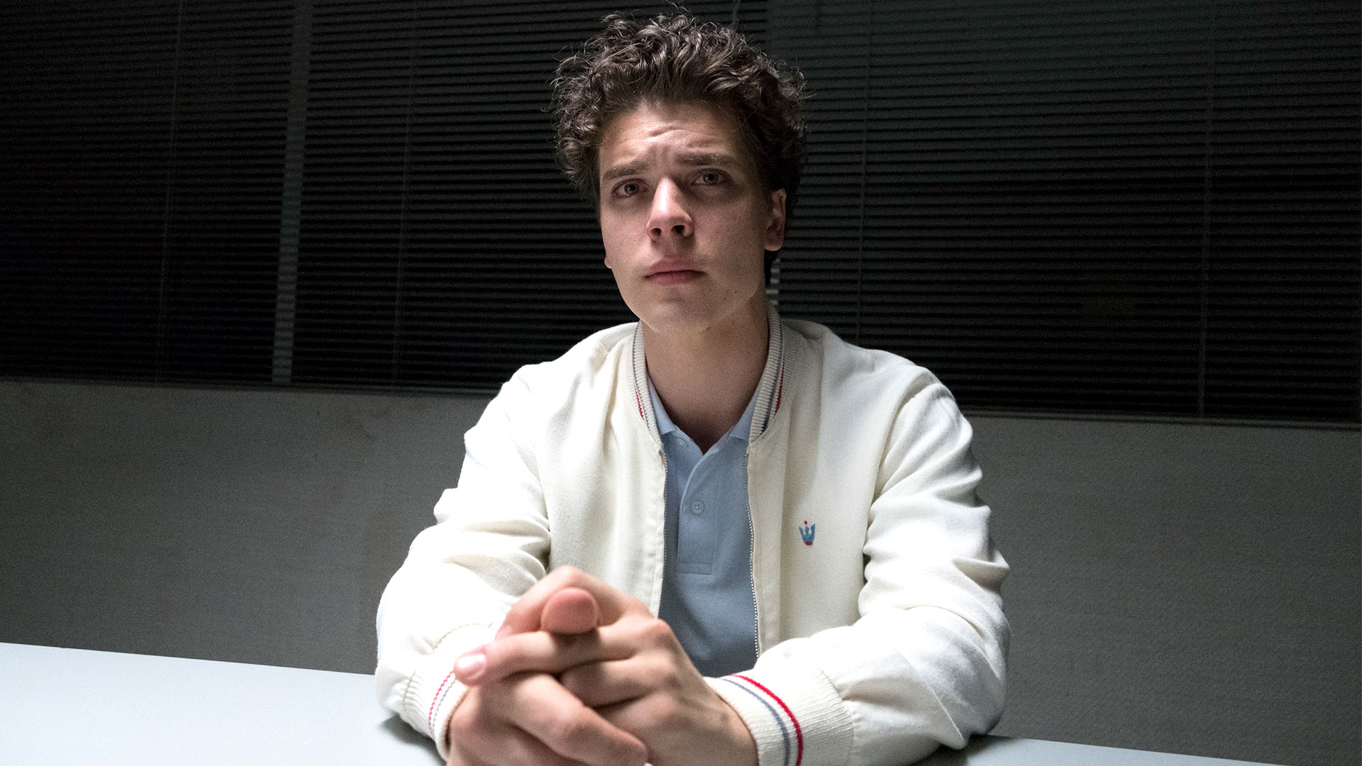 Джим керри настоящее преступление. Настоящее преступление 2017. Настоящее преступление фильм 2016. Фильм евреи 2016 шарлотта генсбур. Преступление трейлер.