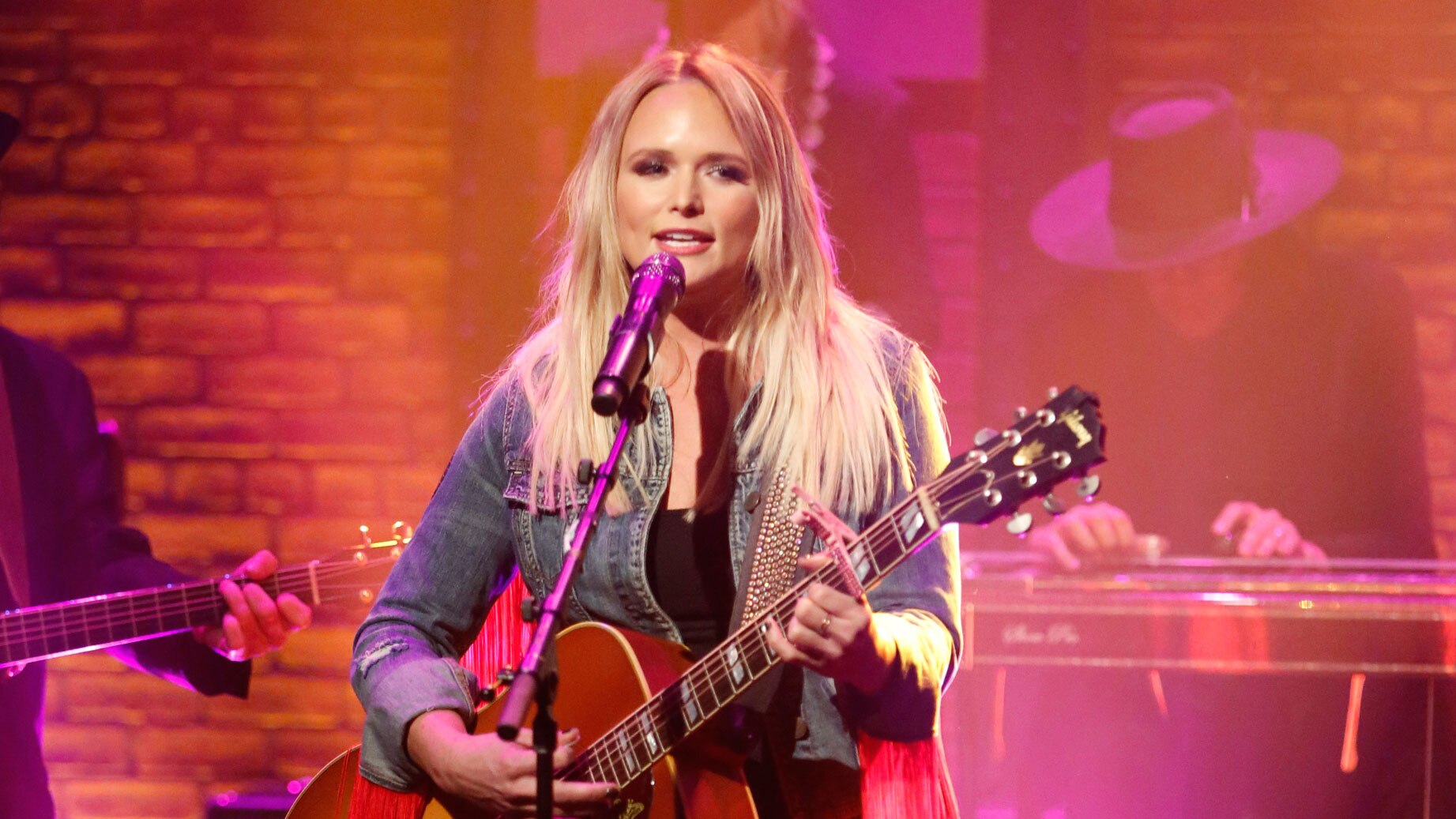 Watch Late Night with Seth Meyers Highlight: Miranda Lambert: 