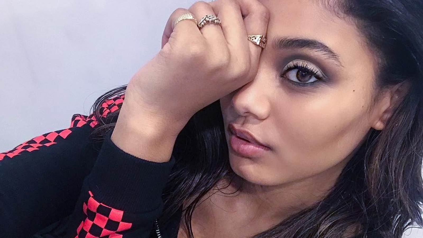 Watch Access Hollywood Interview Danielle Herrington Meet The Sports