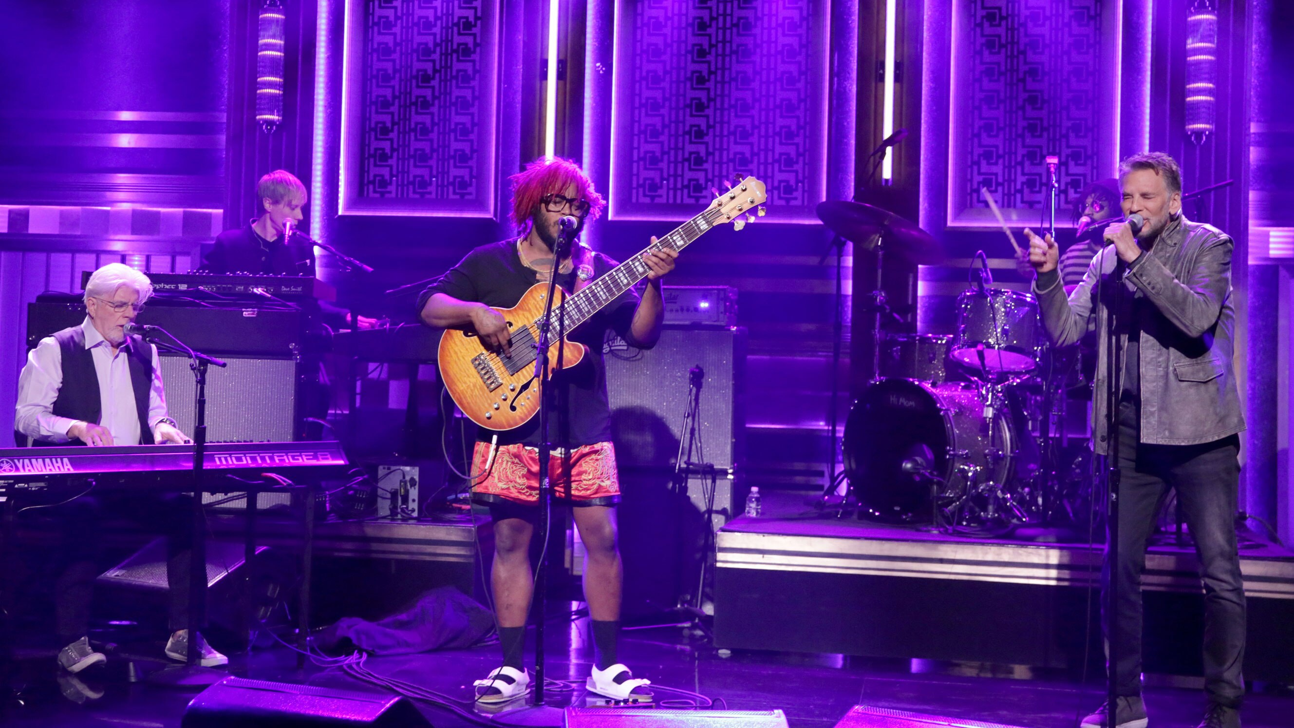 Thundercat ft. Michael McDonald & Kenny Loggins: Show You the Way