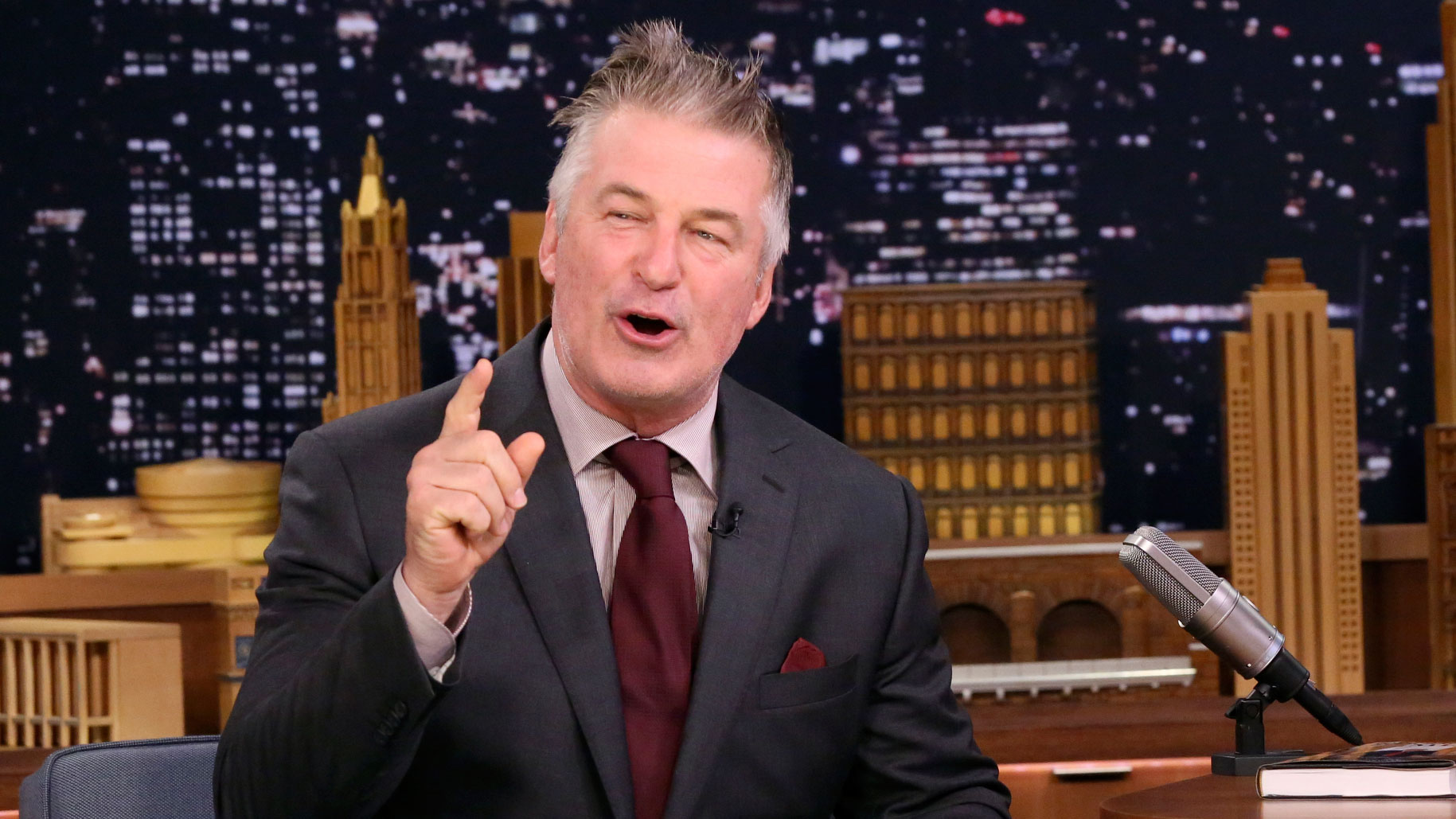 Watch The Tonight Show Starring Jimmy Fallon Interview Alec Baldwin