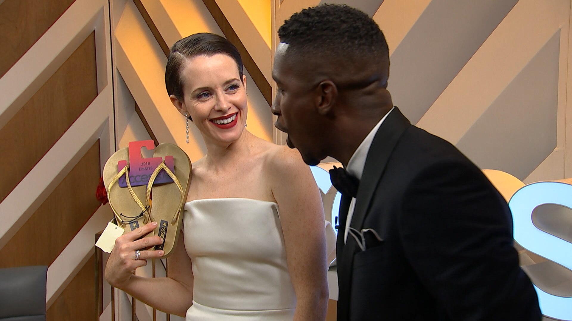 Watch Access Hollywood Interview Claire Foy Says She Flatlined When She Won Her 2018 Emmy