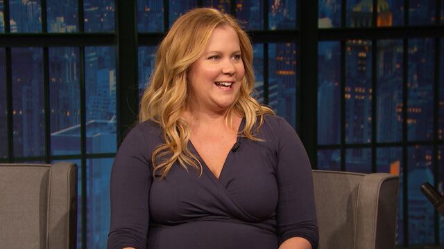 Watch Late Night With Seth Meyers Interview Amy Schumer On How Her