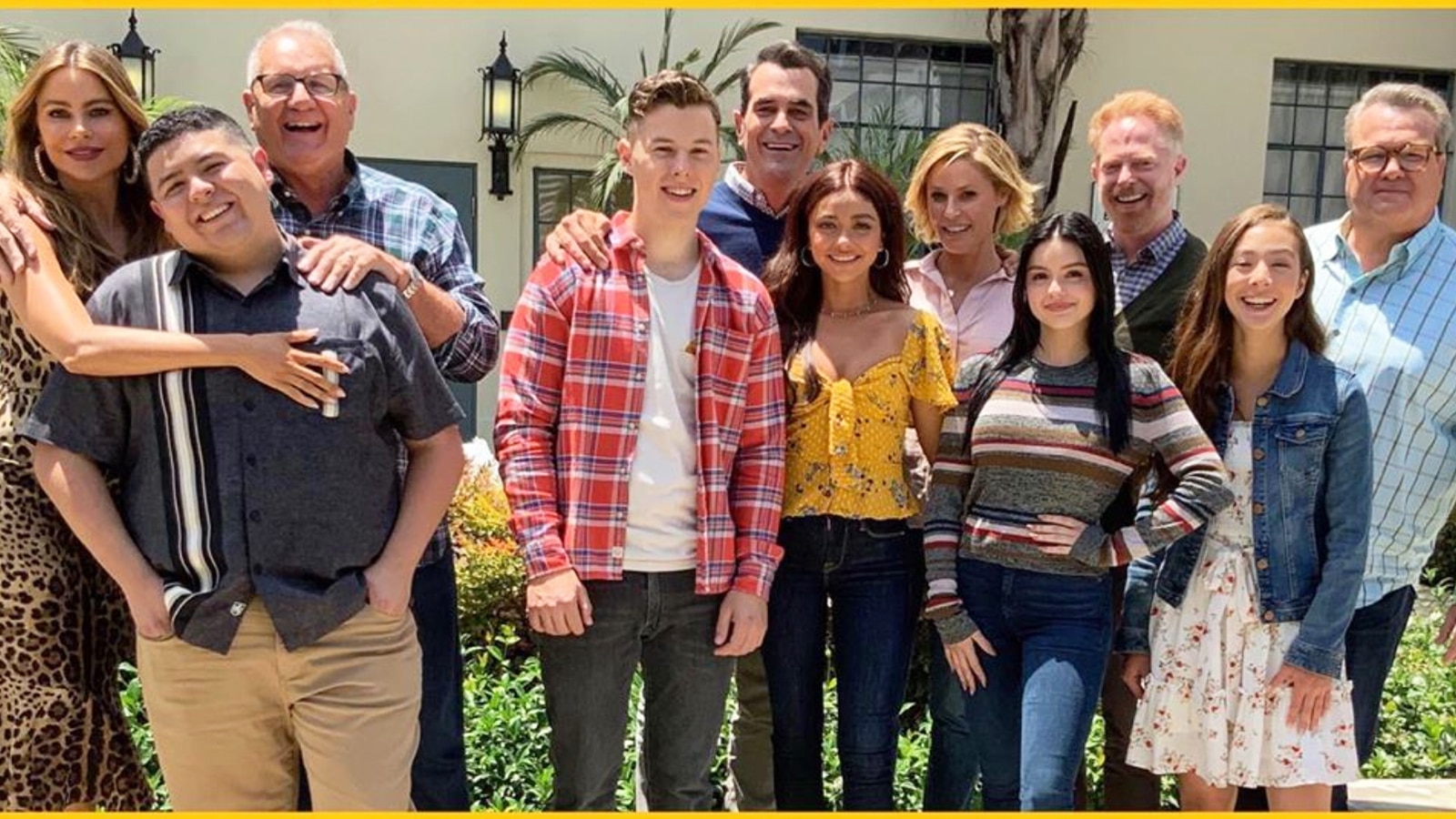 Watch Access Interview  Modern Family Cast Recreates Decade Old Photo  