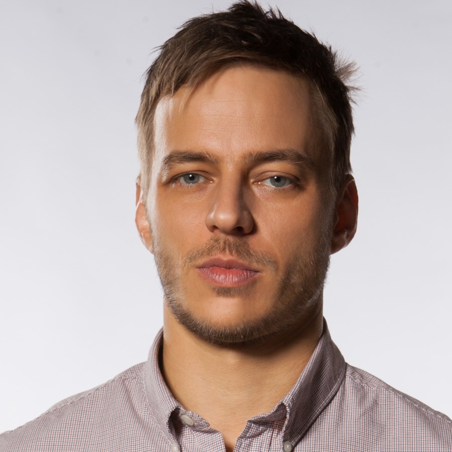 Том вели. Томас Влашиха. Tom Wlaschiha Sebastian Berger. Томас Влашиха молодой. Tom Wlaschiha Christopher.