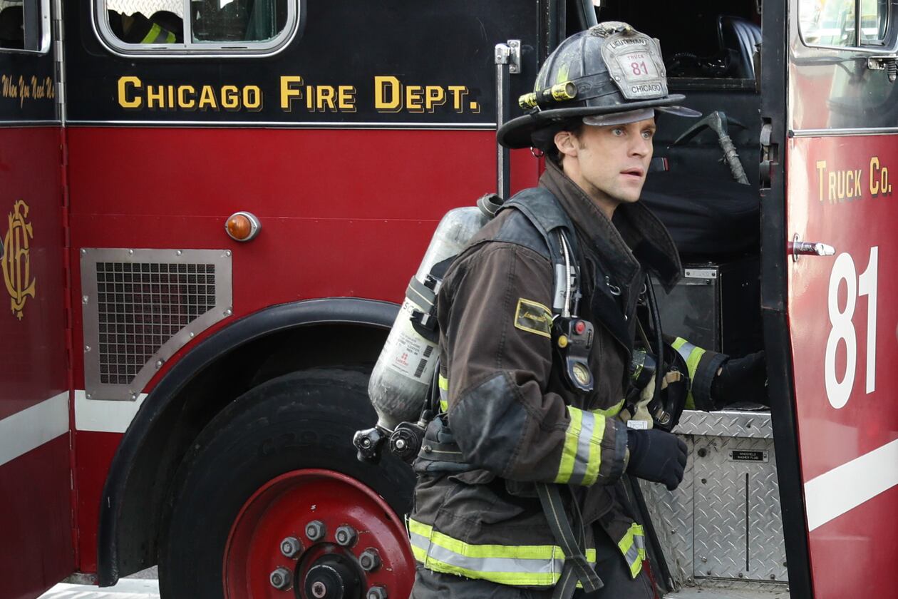 Chicago Fire Arrest in Transit Photo 2077646