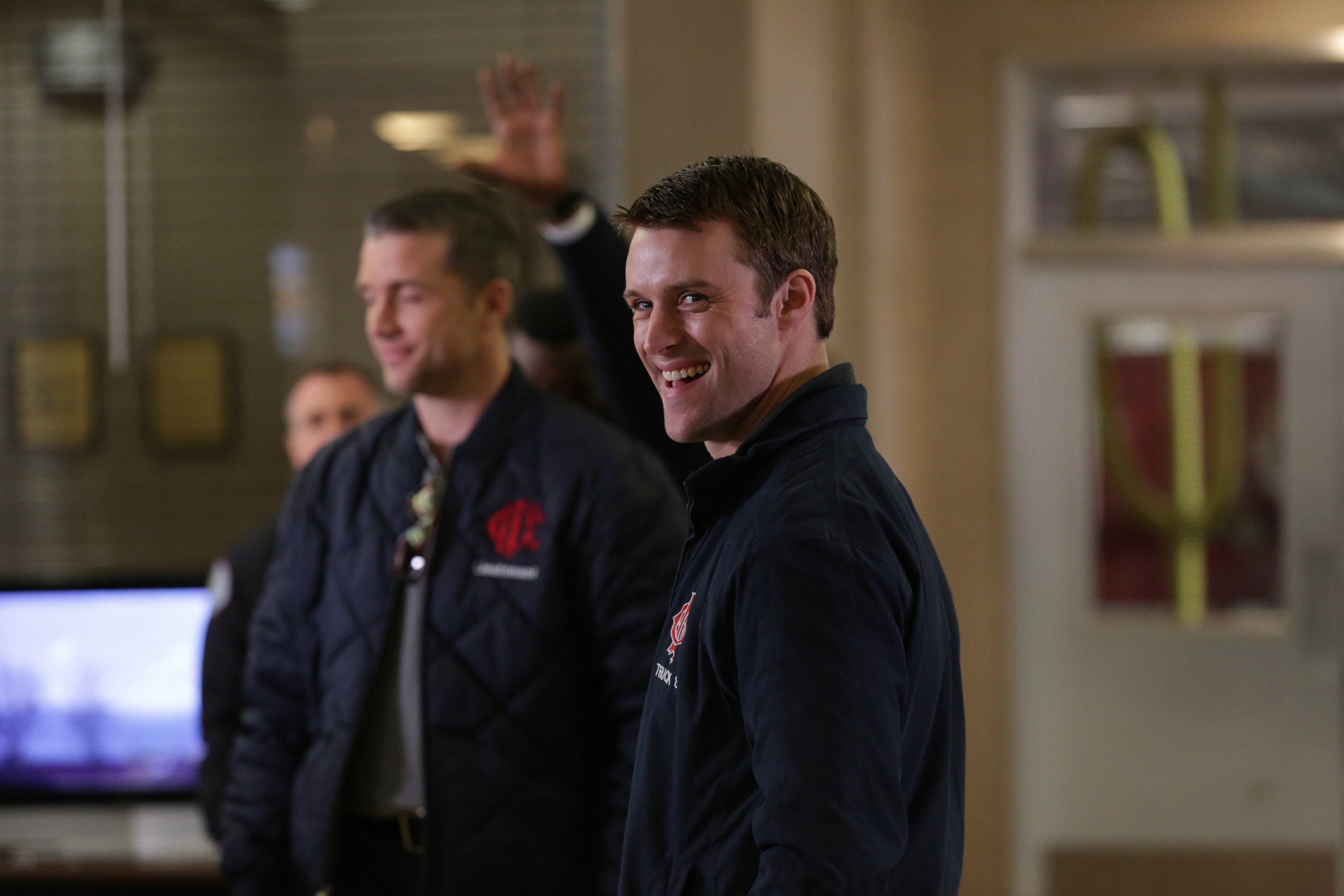 Chicago Fire: Behind the Scenes: A Heavy Weight Photo: 1685581 - NBC.com