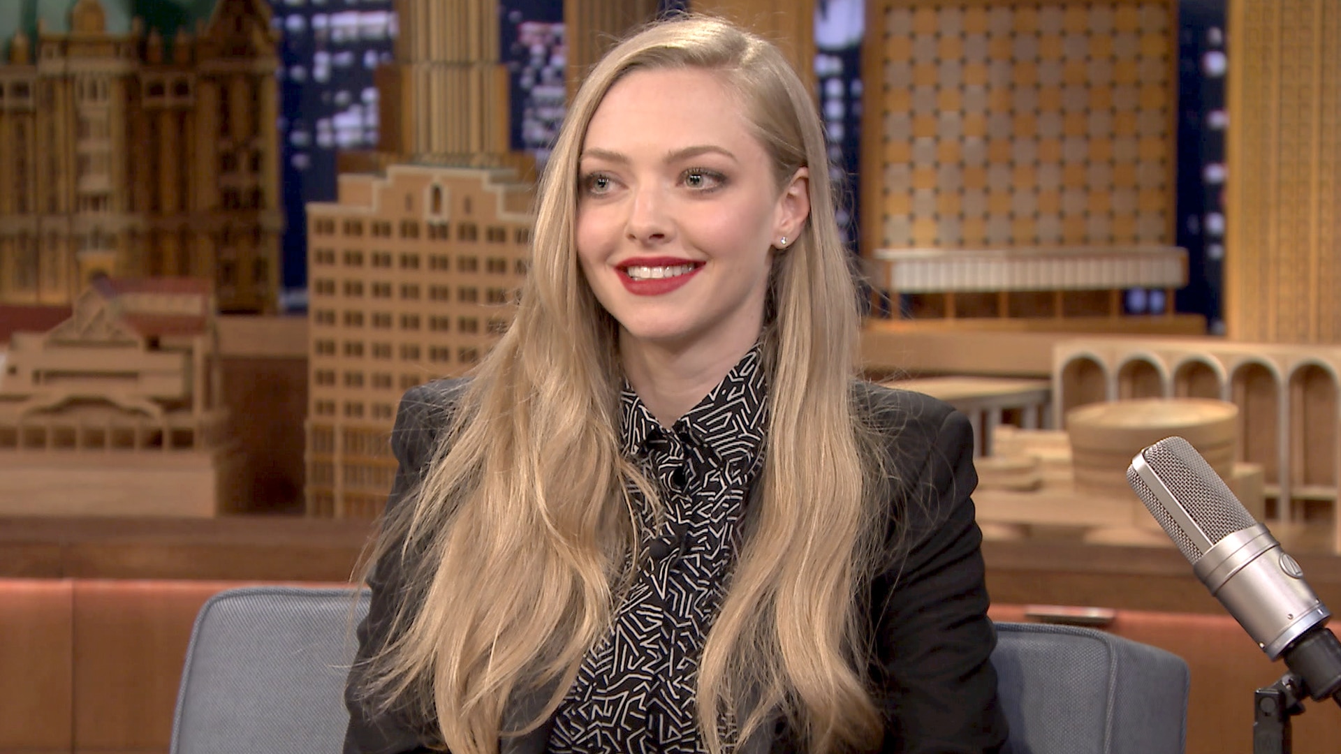 Watch The Tonight Show Starring Jimmy Fallon Interview Amanda Seyfried 