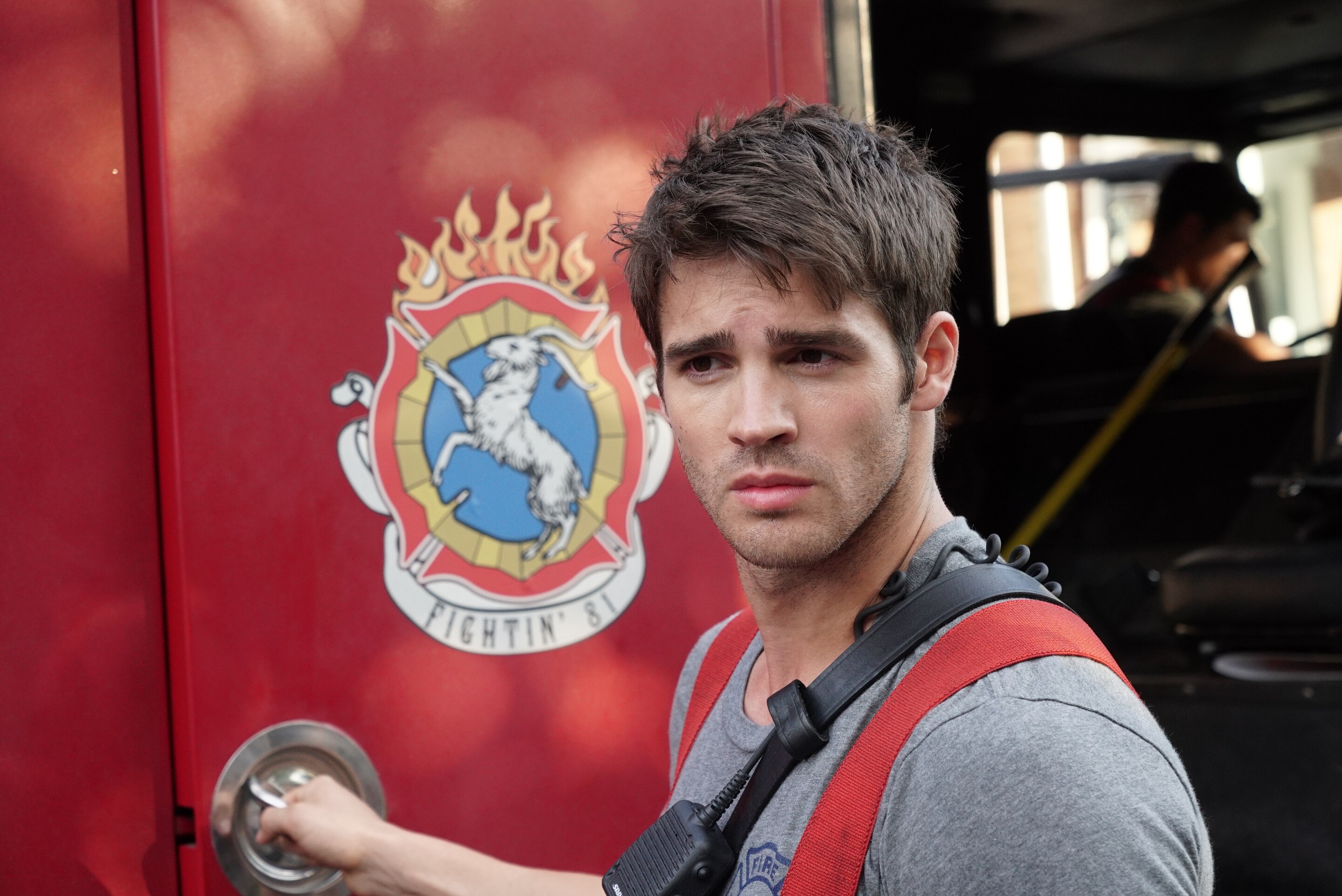 Steven r mcqueen chicago fire