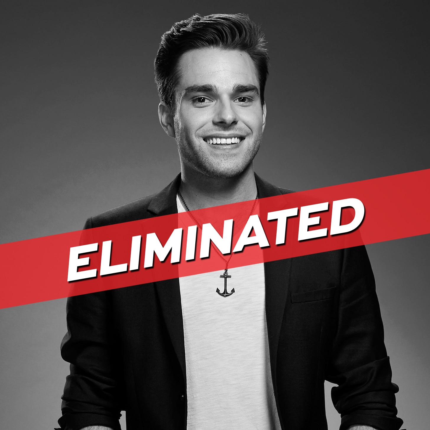 TRAVIS EWING The Voice contestant