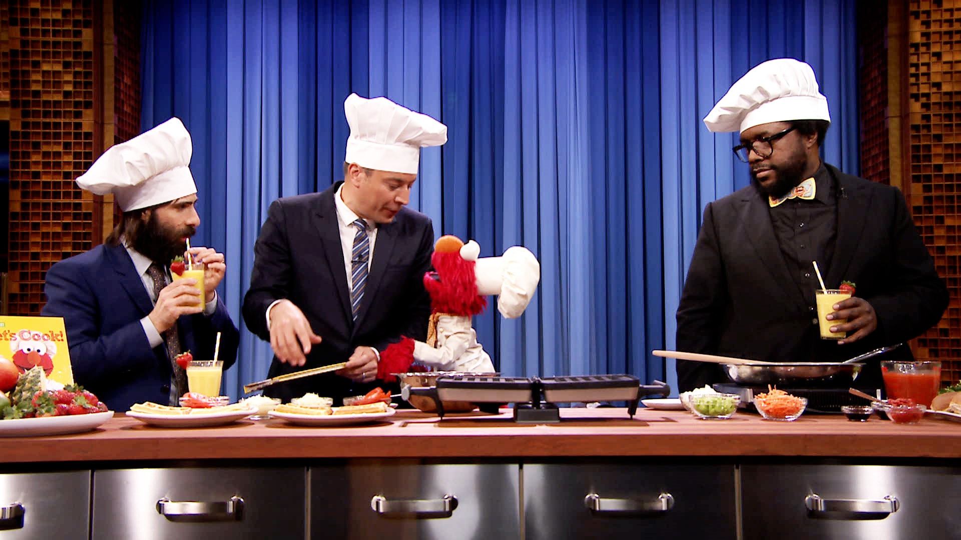 Watch The Tonight Show Starring Jimmy Fallon Interview Elmo Cooks Waffle Grilled Cheese with